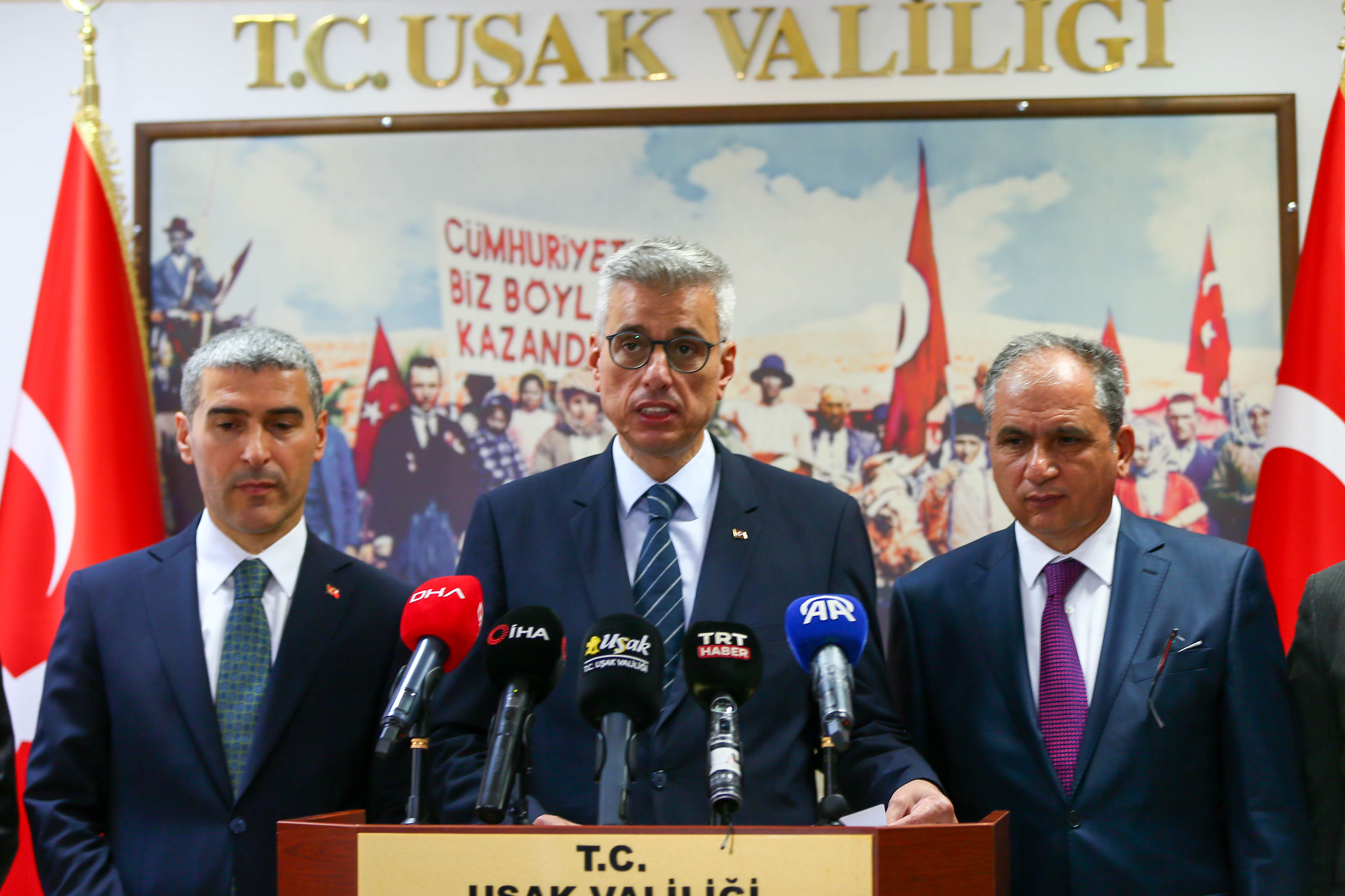 Aa 20250828 38943983 38943982 Saglik Bakani Memisoglu Usakta (1)