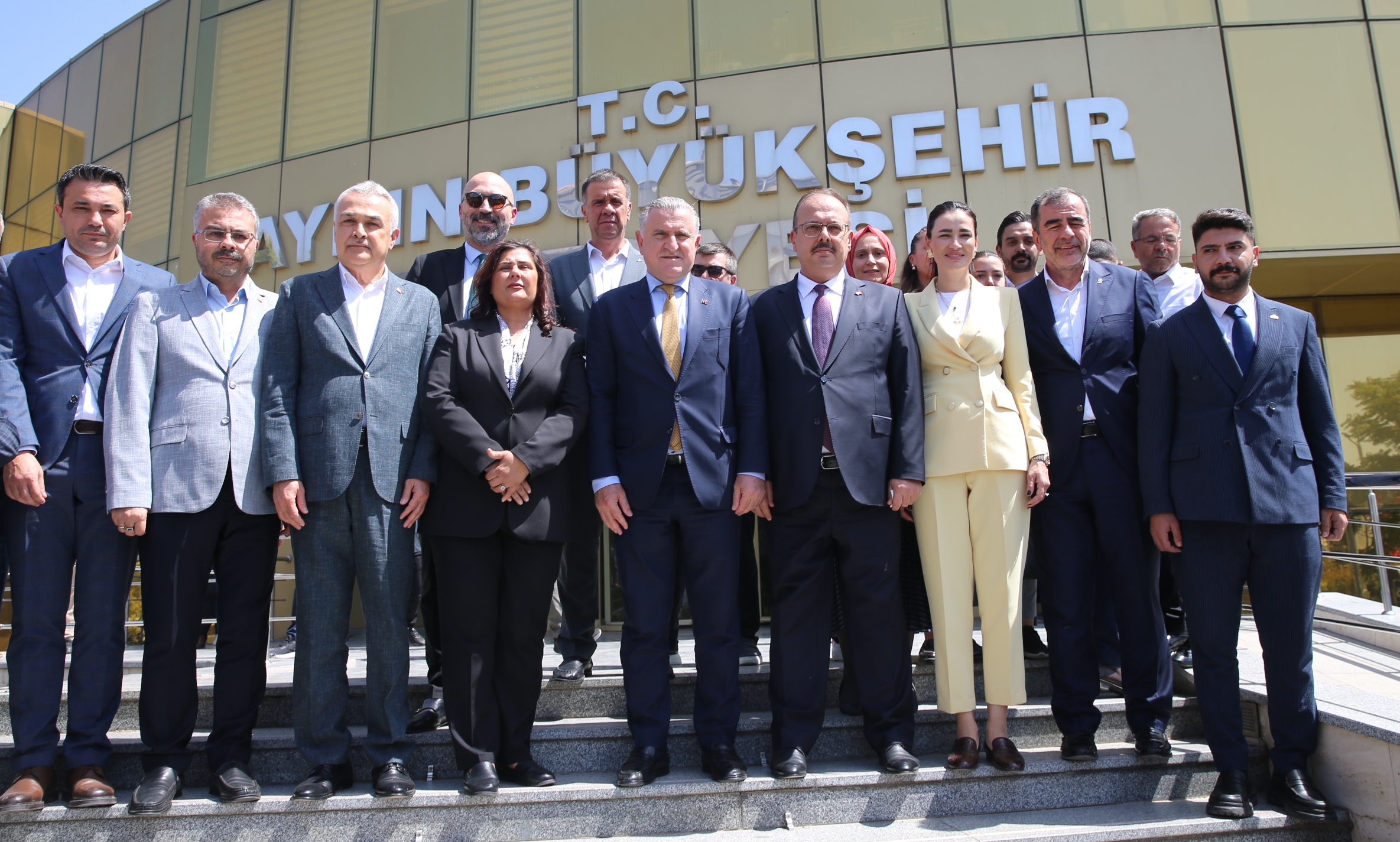 Denizli Haber Bakan Bak Aydin Buyuksehir Belediyesi Baskani Cercioglunu Ziyaret Etti (1)