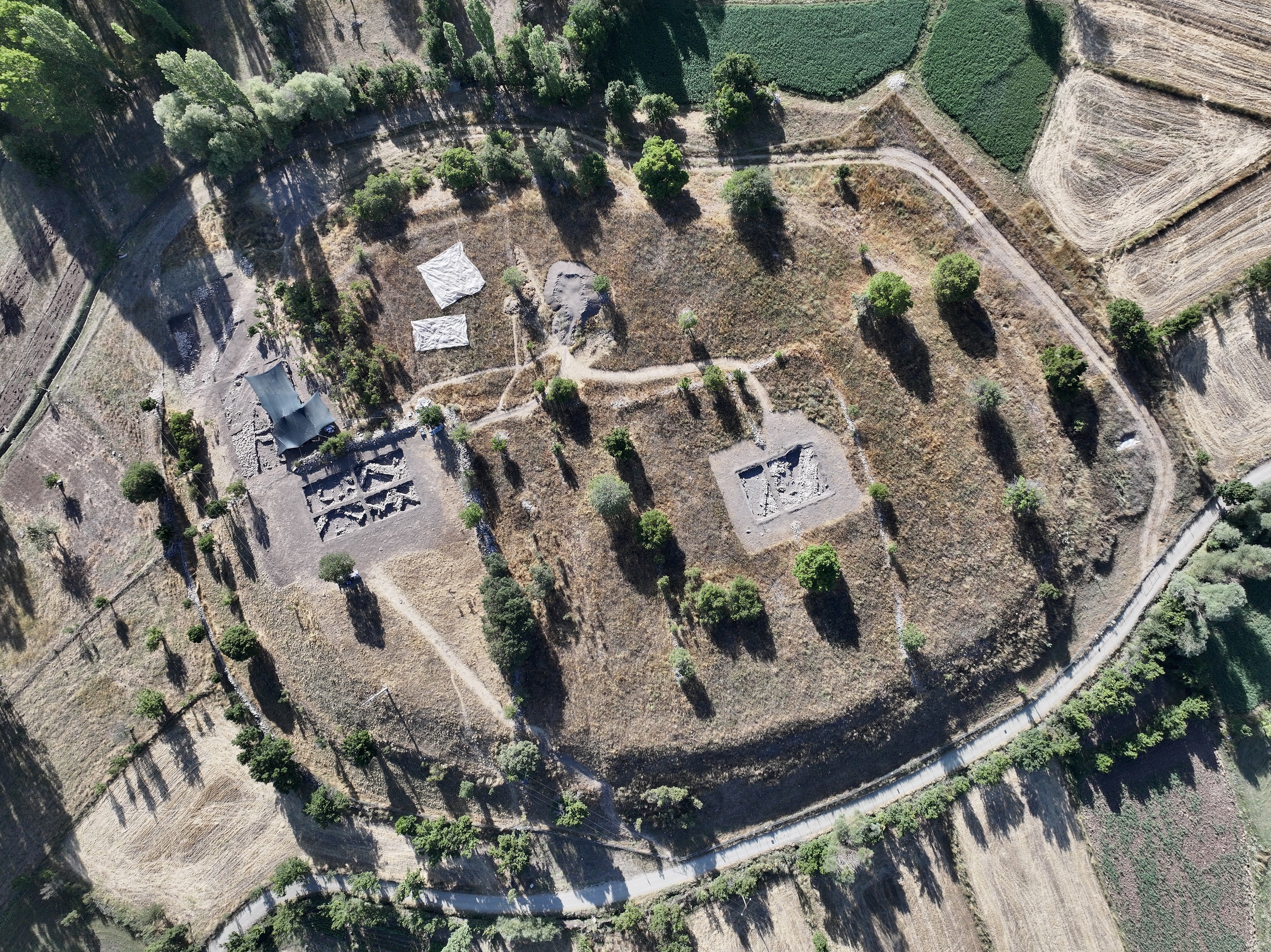 Denizli Haber Caltilar Hoyukteki Kazi Calismasi 5300 Yil Oncesi Yasama Isik Tutuyor (2)-1