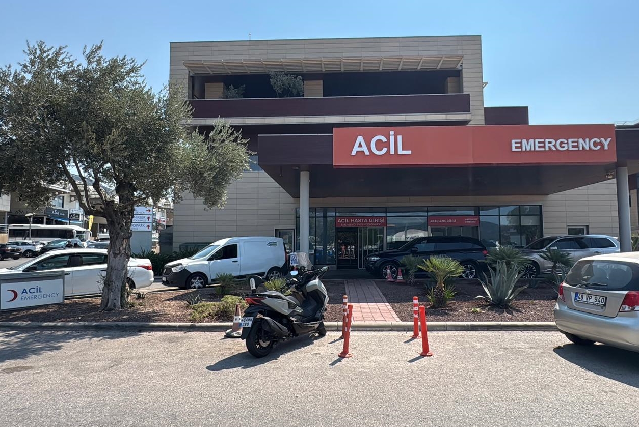 Denizli Haber Fenerbahce Kulubunun Eski Baskanlarindan Ali Sen Bodrumda Hastaneye Kaldirildi (1)