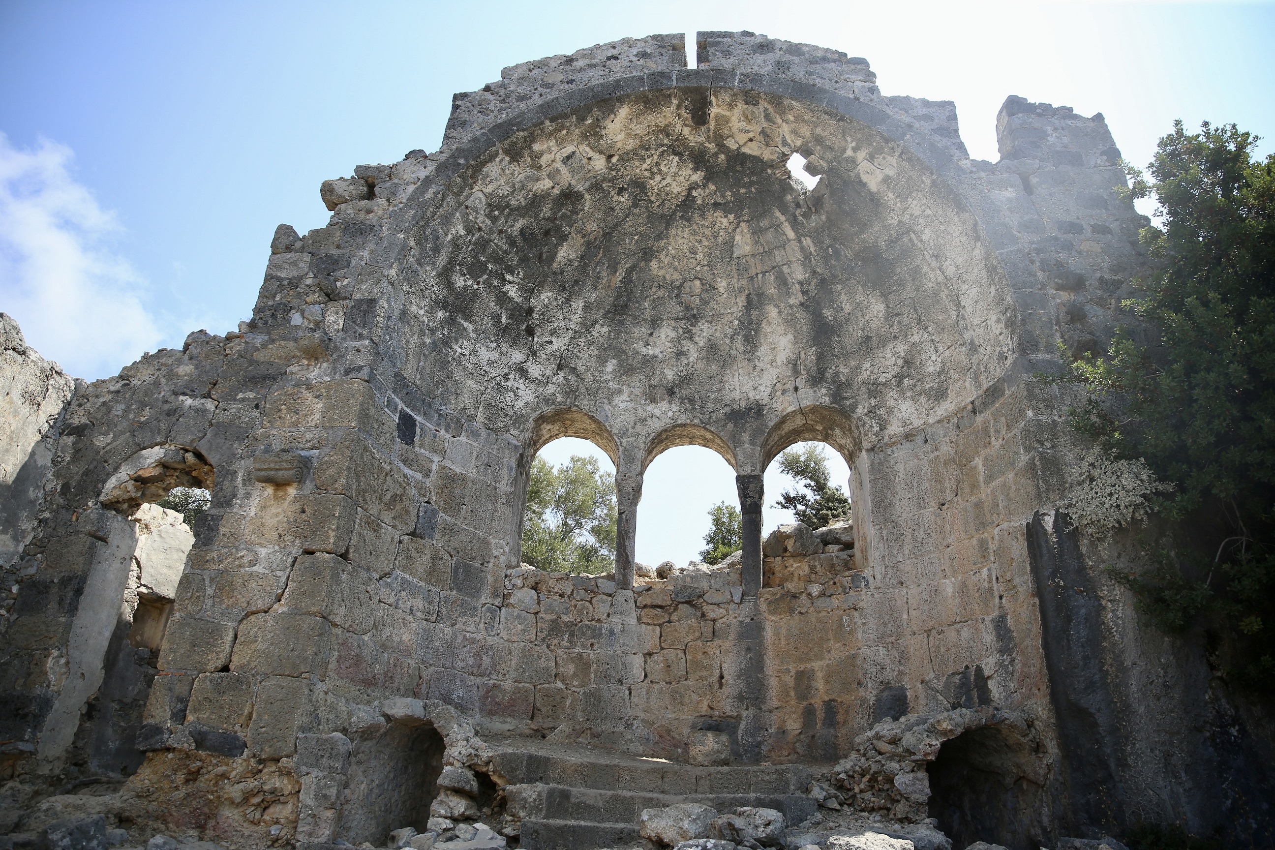 Denizli Haber Fethiyede Tarihi Gemiler Adasi Mavi Tur Yapanlarin Ugrak Noktasi Oldu (8)