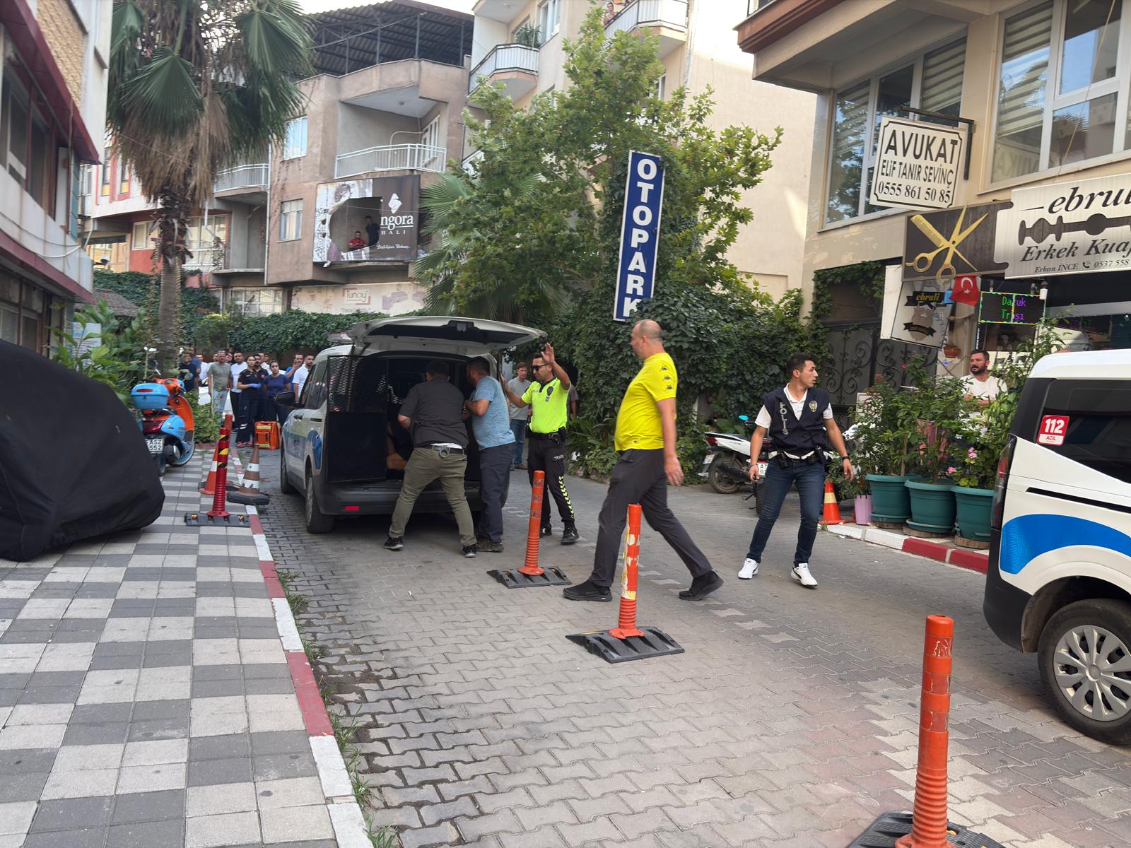 Denizli Haber Manisada Cesitli Suclardan Aranan 5 Supheli Tutuklandi (2)