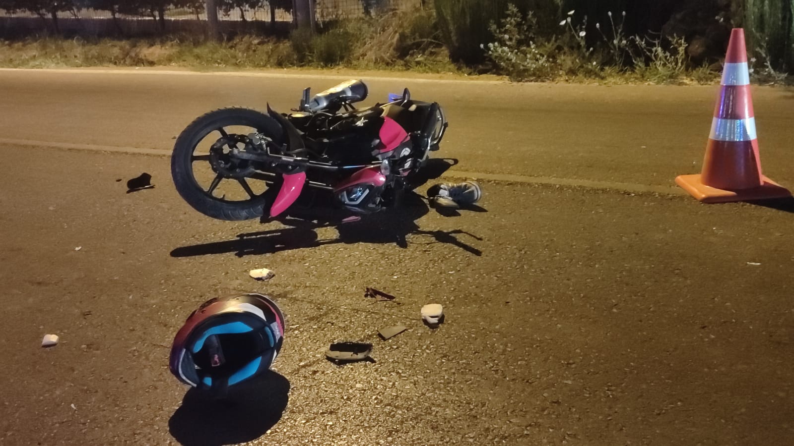 Denizli Haber Odemiste Hafif Ticari Aracla Carpisan Motosikletin Surucusu Yaralandi