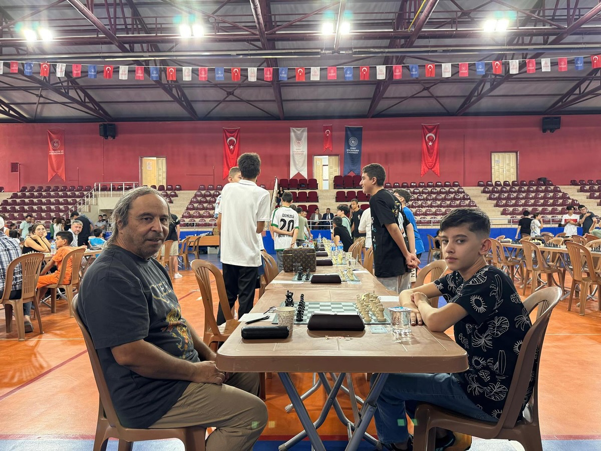 Denizli Haber Satranç Çal (1)