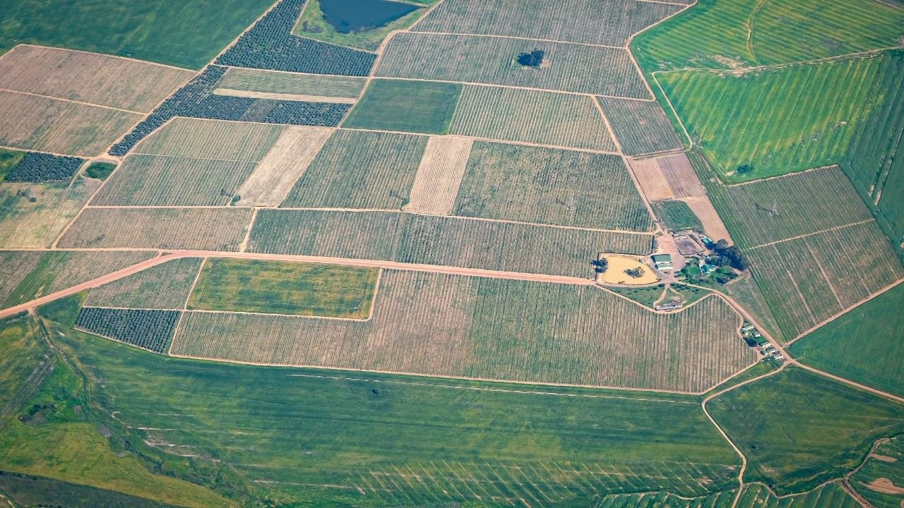 SARAYKÖY İLÇESİNDE SATILIK TAŞINMAZ