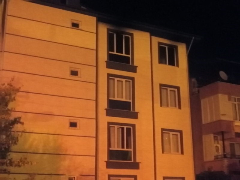 Denizli Haber Yalvaçyangın (1)