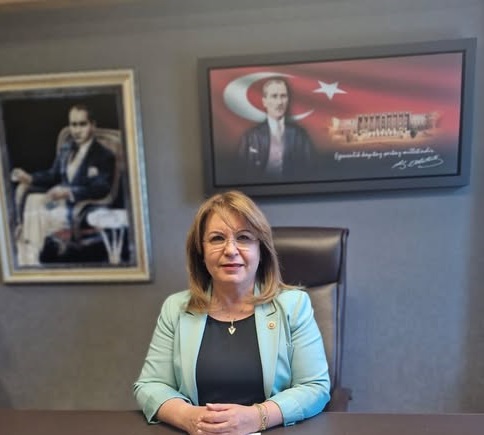 Gülizar Biçer Karaca-1