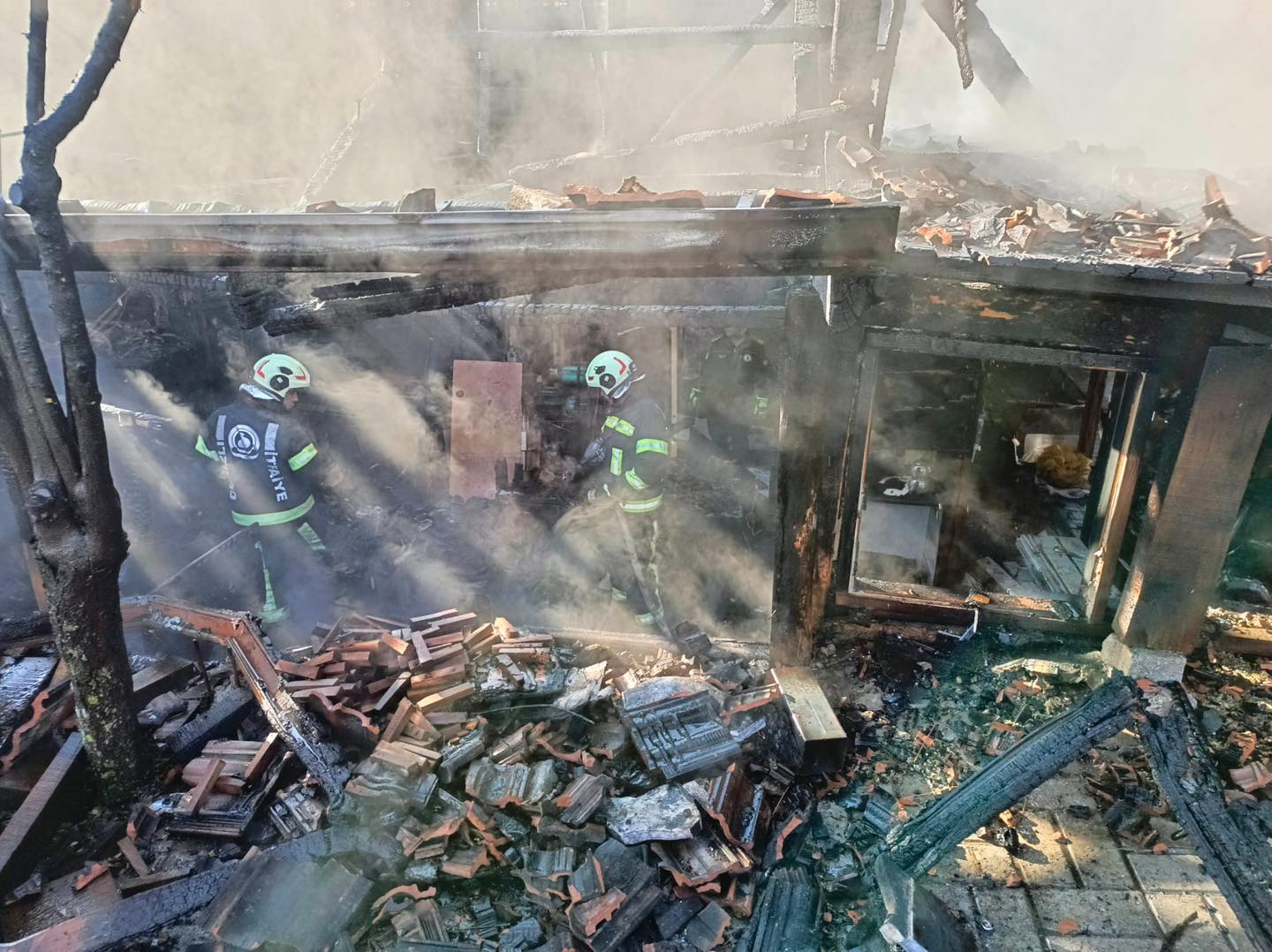 Deni̇zkli̇ Haber Yatağan Yangin2