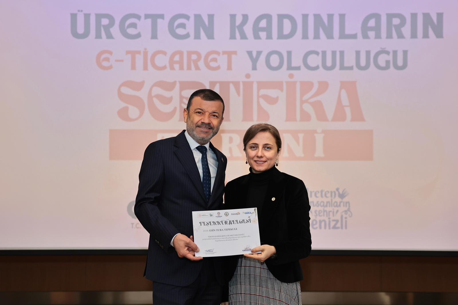 Denizli Büyükşehir Girişimci Kadınların Yanında (2)