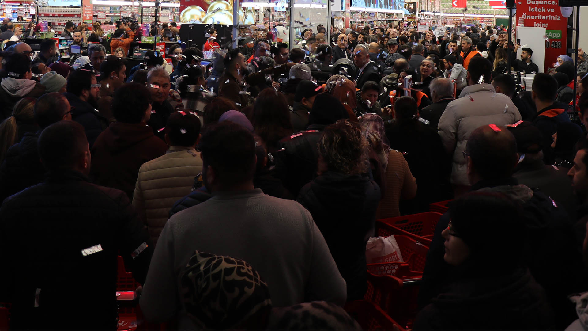 Denizli Haber Alışveriş Kuyruk