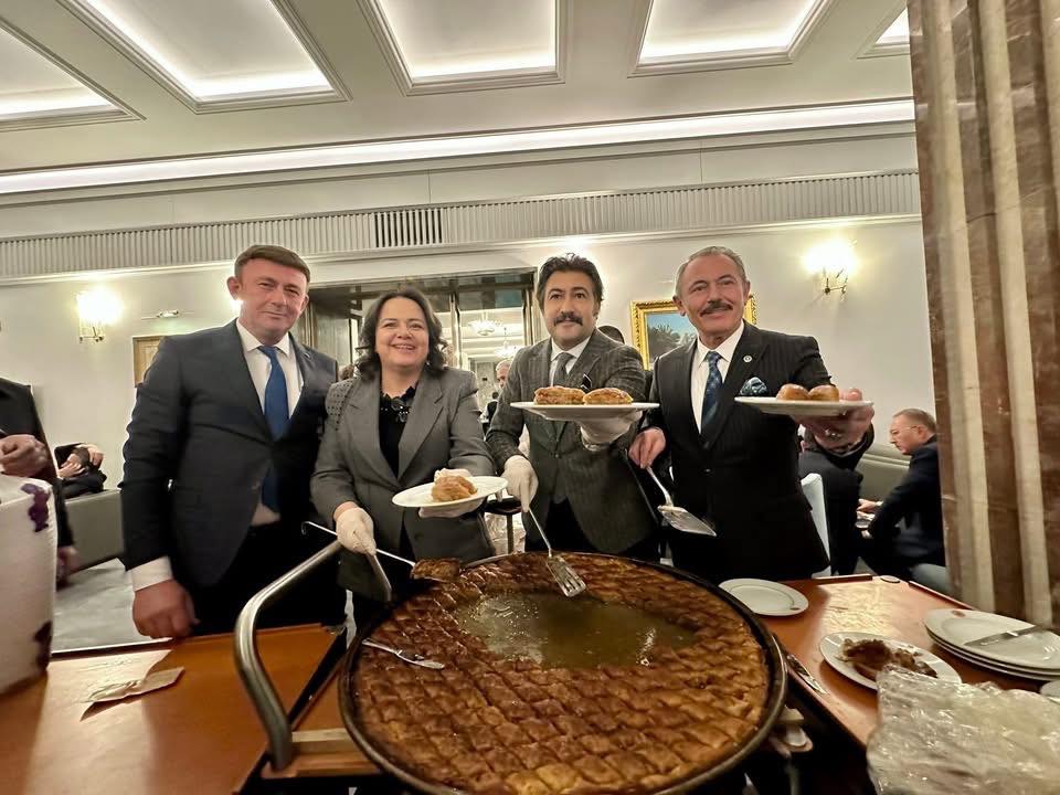 Denizli Haber Baklava Meclis (5)