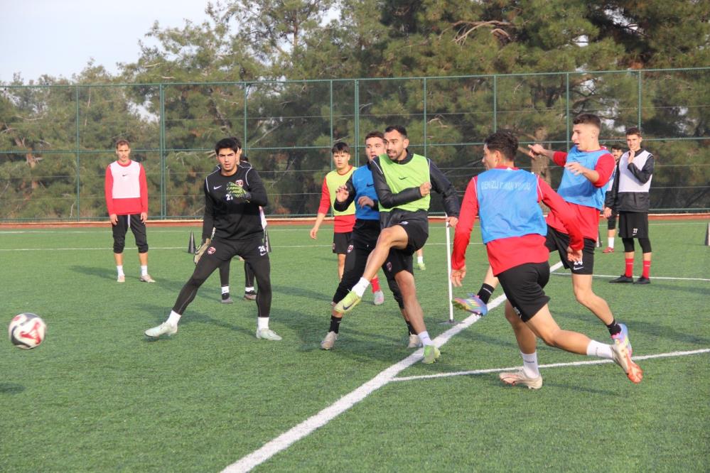 Denizli Haber Idmanyurdu Antrenman (2)