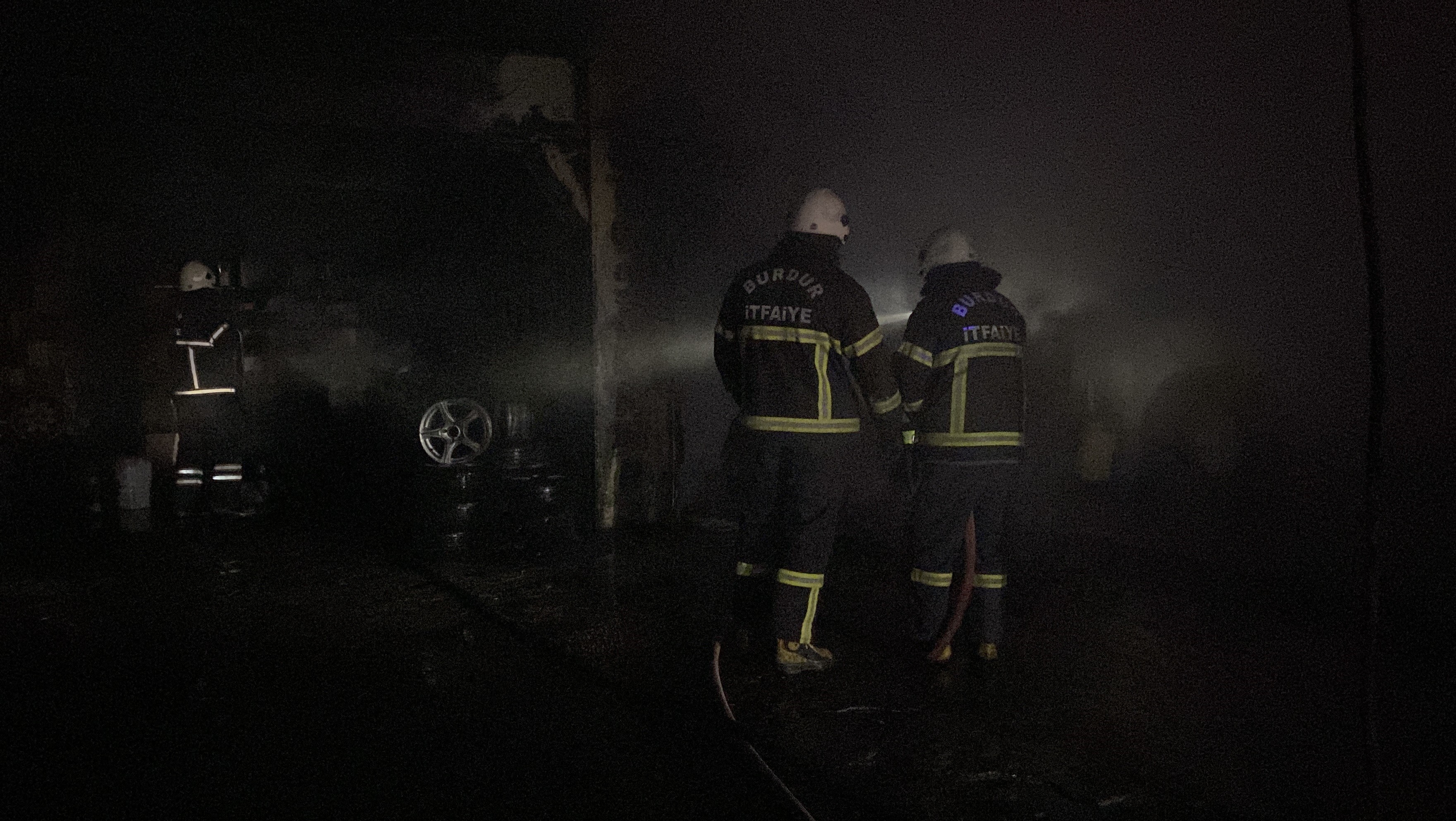 Denizli Haber Oto Yıkamacı Yangın (2)