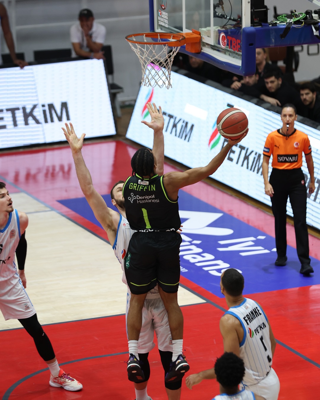 Denizli Haber Yukatel Merkezefendi Fenerbahçe (1)