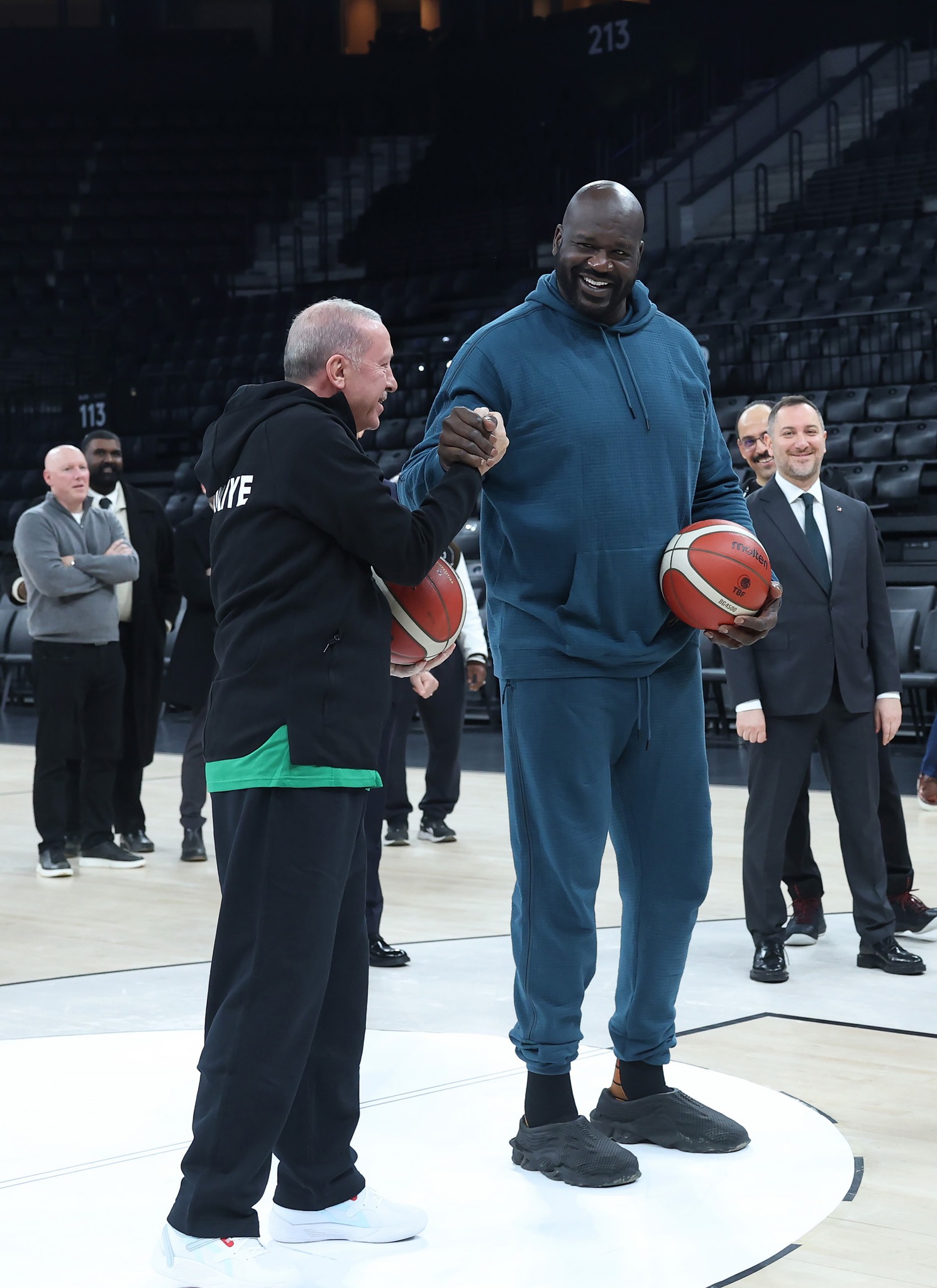 Cumhurbaşkanı Erdoğan, Shaquille O'neal Ile Bir Araya Geldi (2)