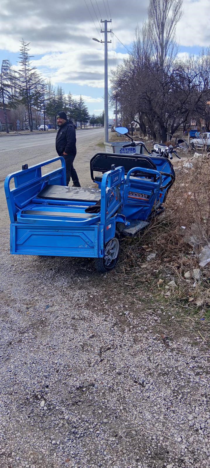 Denizli Haber Otomobil Mopedle Çarpıştı3