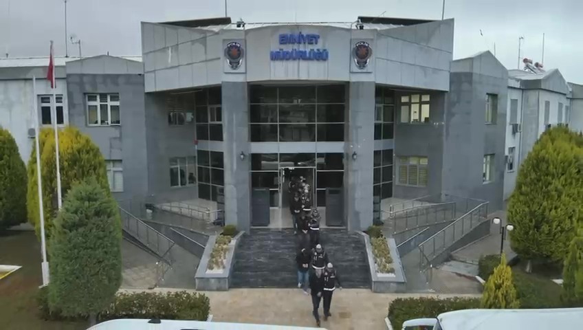 Denizli'de Suç Örgütüne 2. Dalga Operasyon Gözaltına Alınan 17 Kişiden 12'Si Tutuklandı! (2)