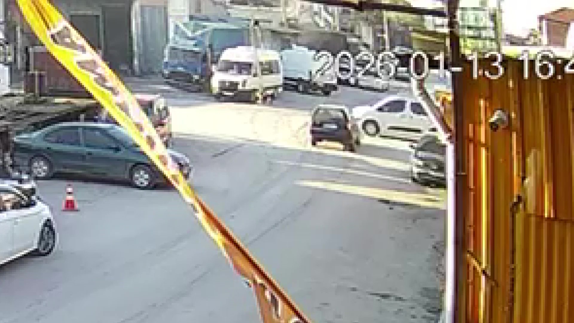 Denizli'de Trafik Kazası! Otomobille Çarpışan Hafif Ticari Araç... (3)