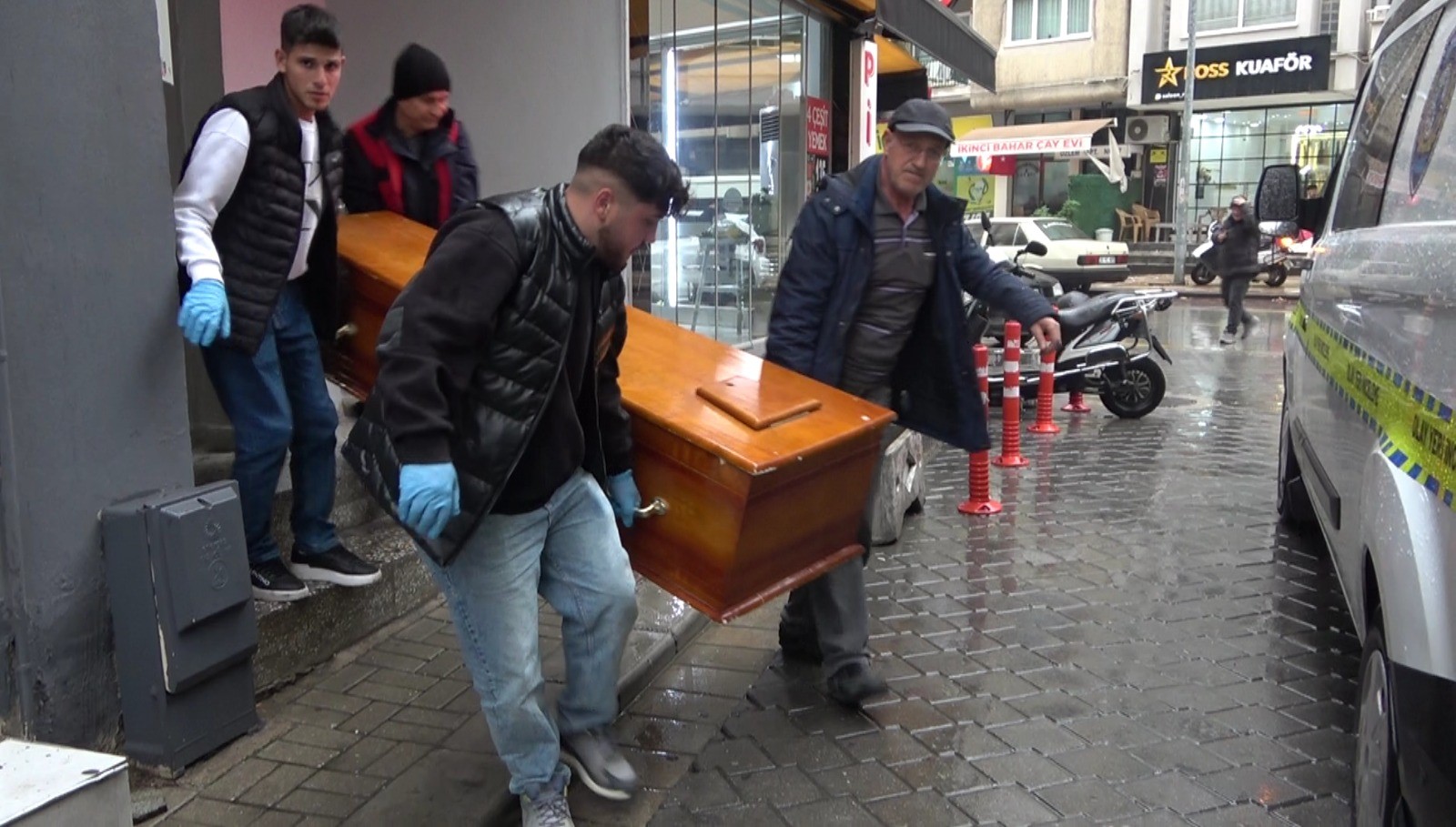 Denizli’de Yaşlı Kadın Evinde Ölü Bulundu! (3)