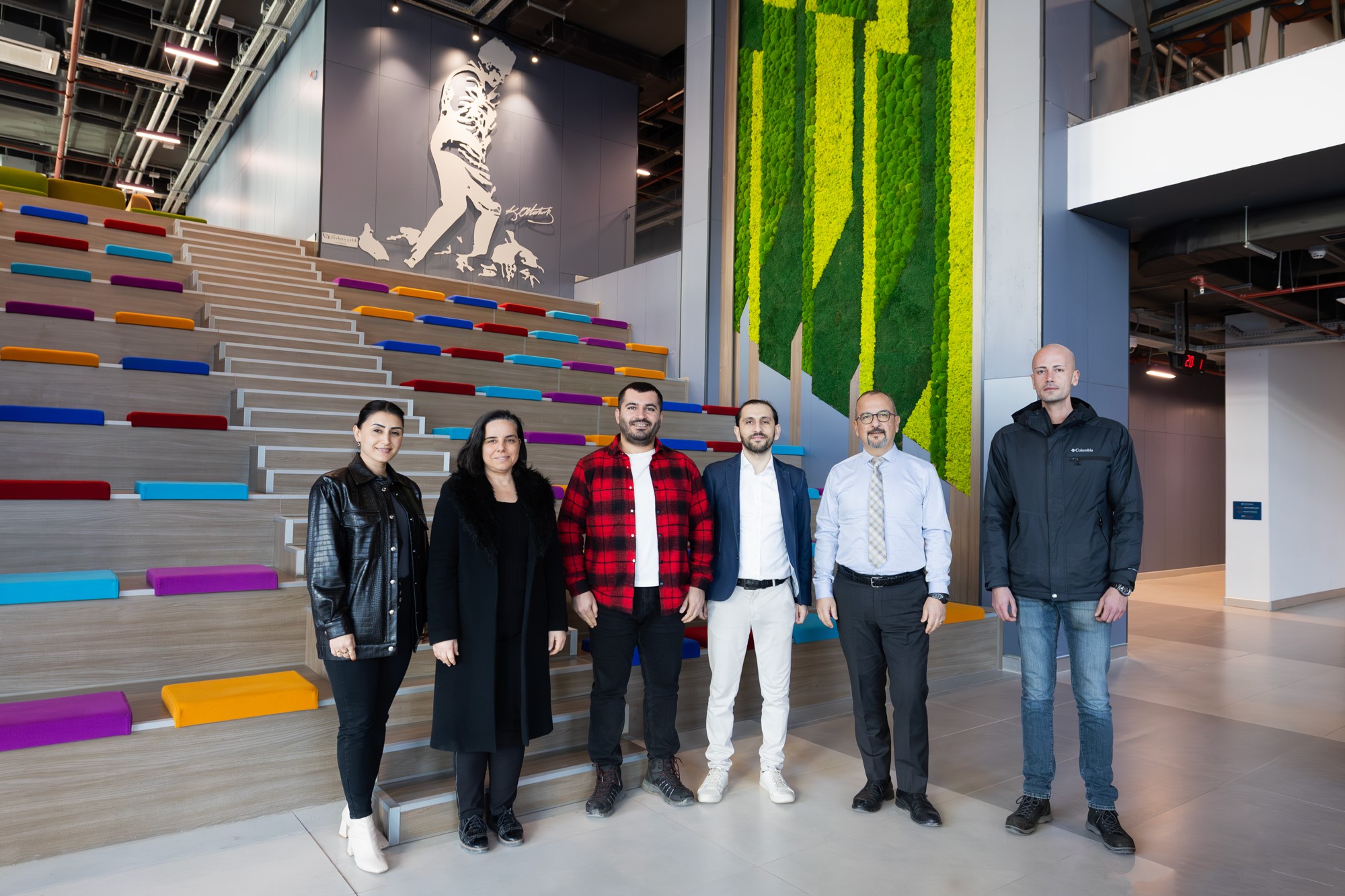 Yağmur Suyunu Dönüştürüyor, Tasarruf Sağlıyor Leed Yeşil Bina Sertifikası.. (3)