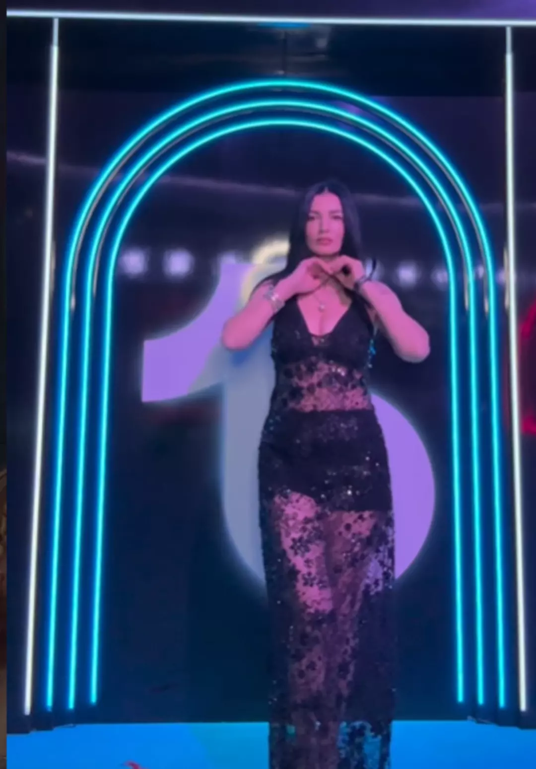 Aleyna Tilki'nin Annesi Havva Öztel'ten Yürek Hoplatan Fotoğraflar... (2)