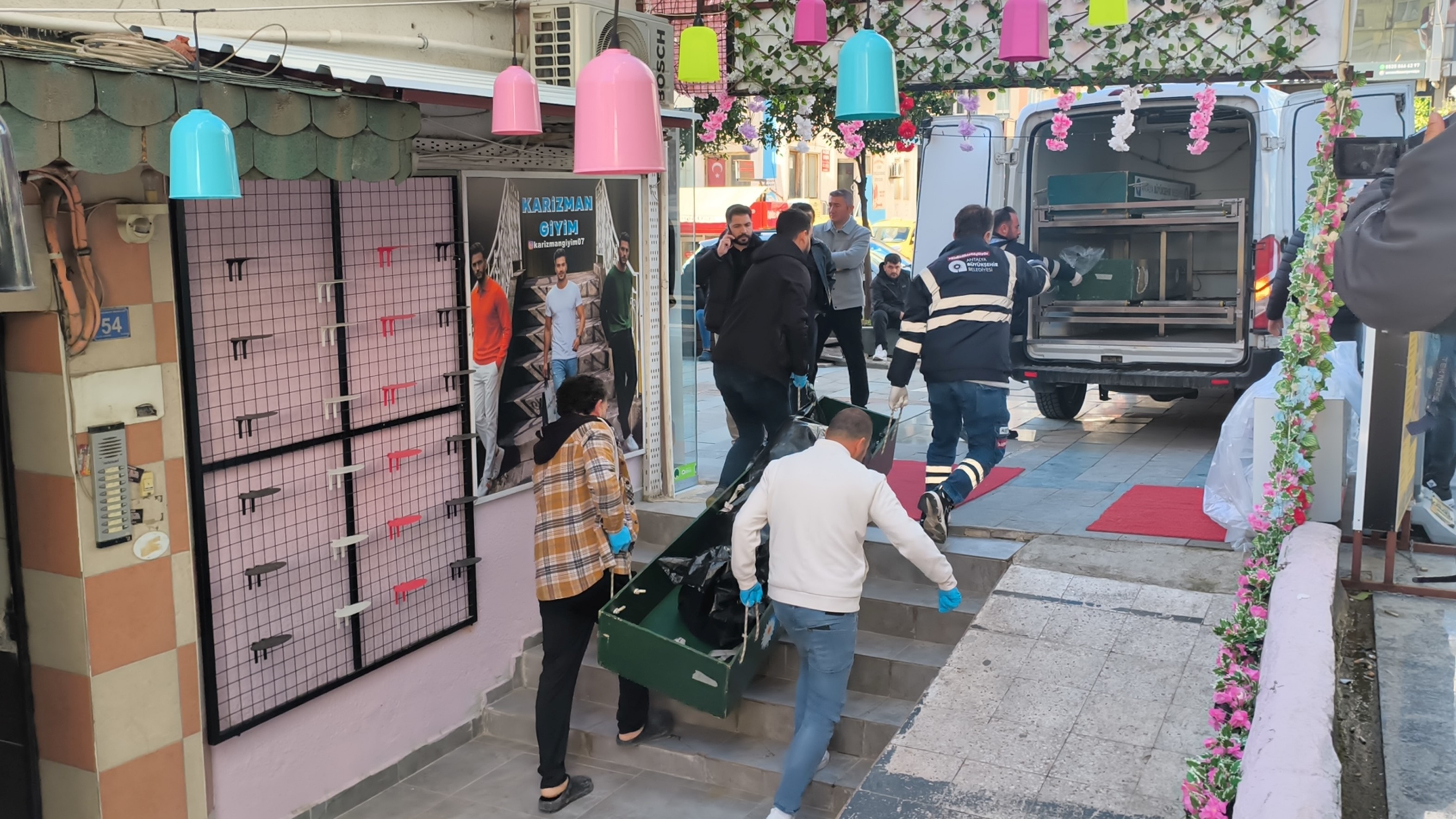 Antalya'da Alacak Verecek Tartışması Cinayetle Sonuçlandı! (12)