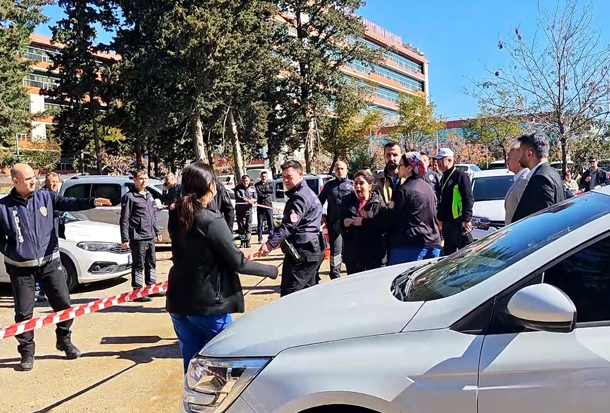 Antalya'da Anestezi Teknikeri Hastane Otoparkında Ölü Bulundu (6)