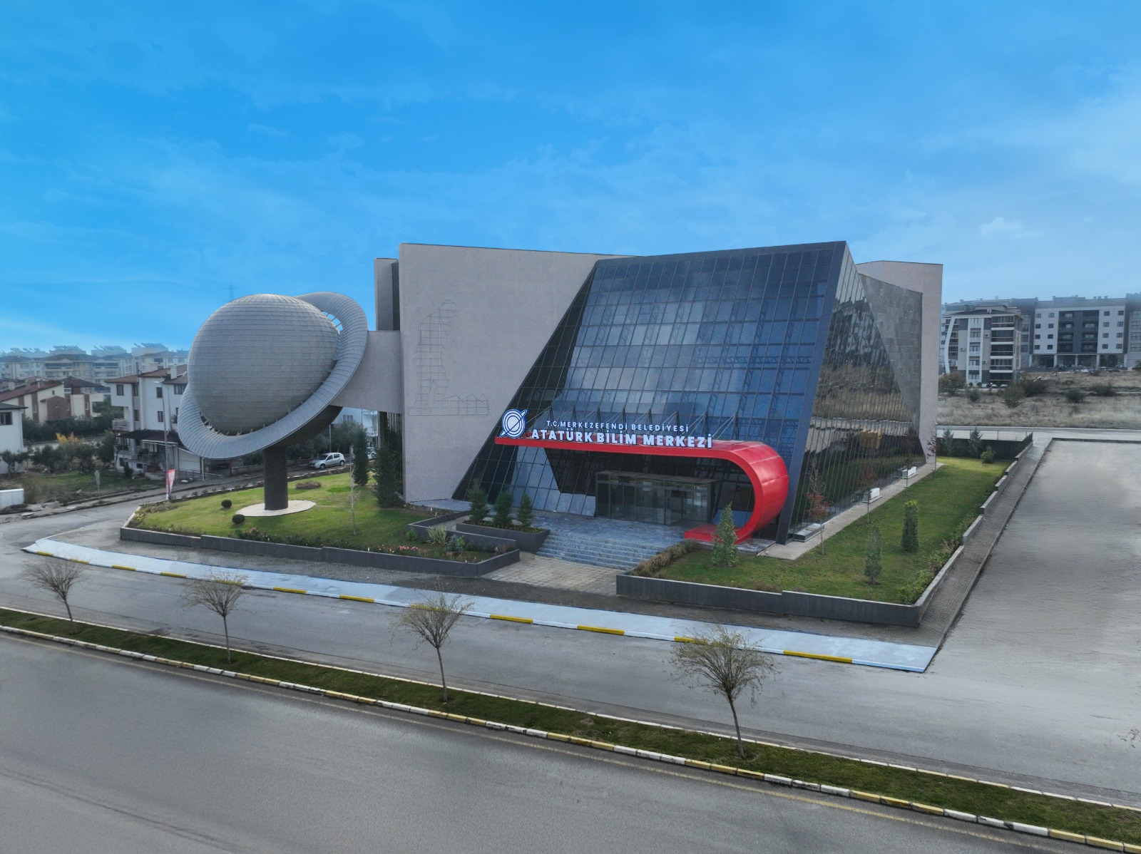 Atatürk Bi̇li̇m Merkezi̇ Bi̇li̇m Tutkunlarinin Buluşma Noktasi Oldu (14)