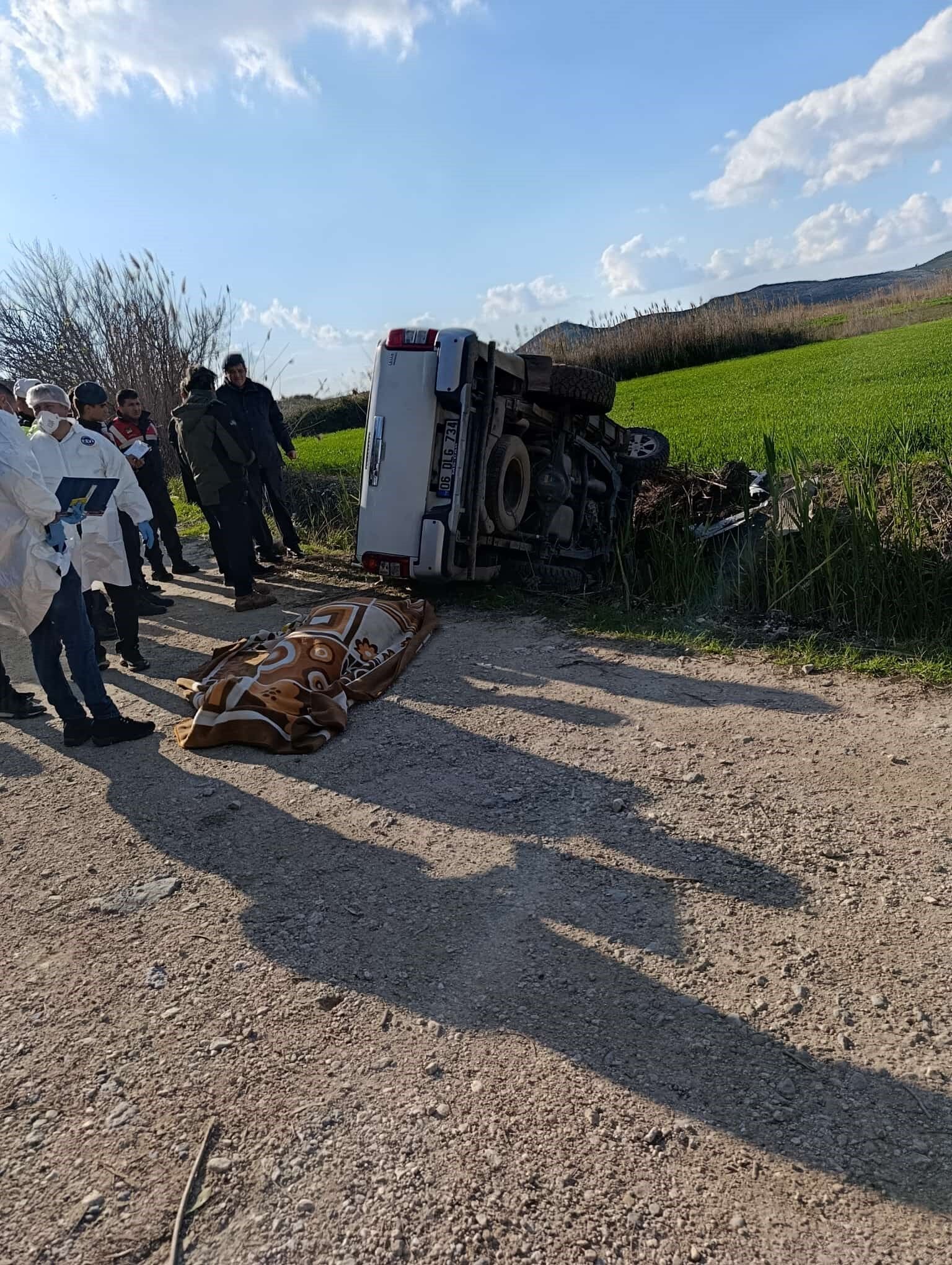 Aydın’ın Didim'de Yaşlı Adam Tarla Komşusunu Ezerek Öldürdü Denizli Haber Ölümkü Trafik Kazası Kaza Haber (4)