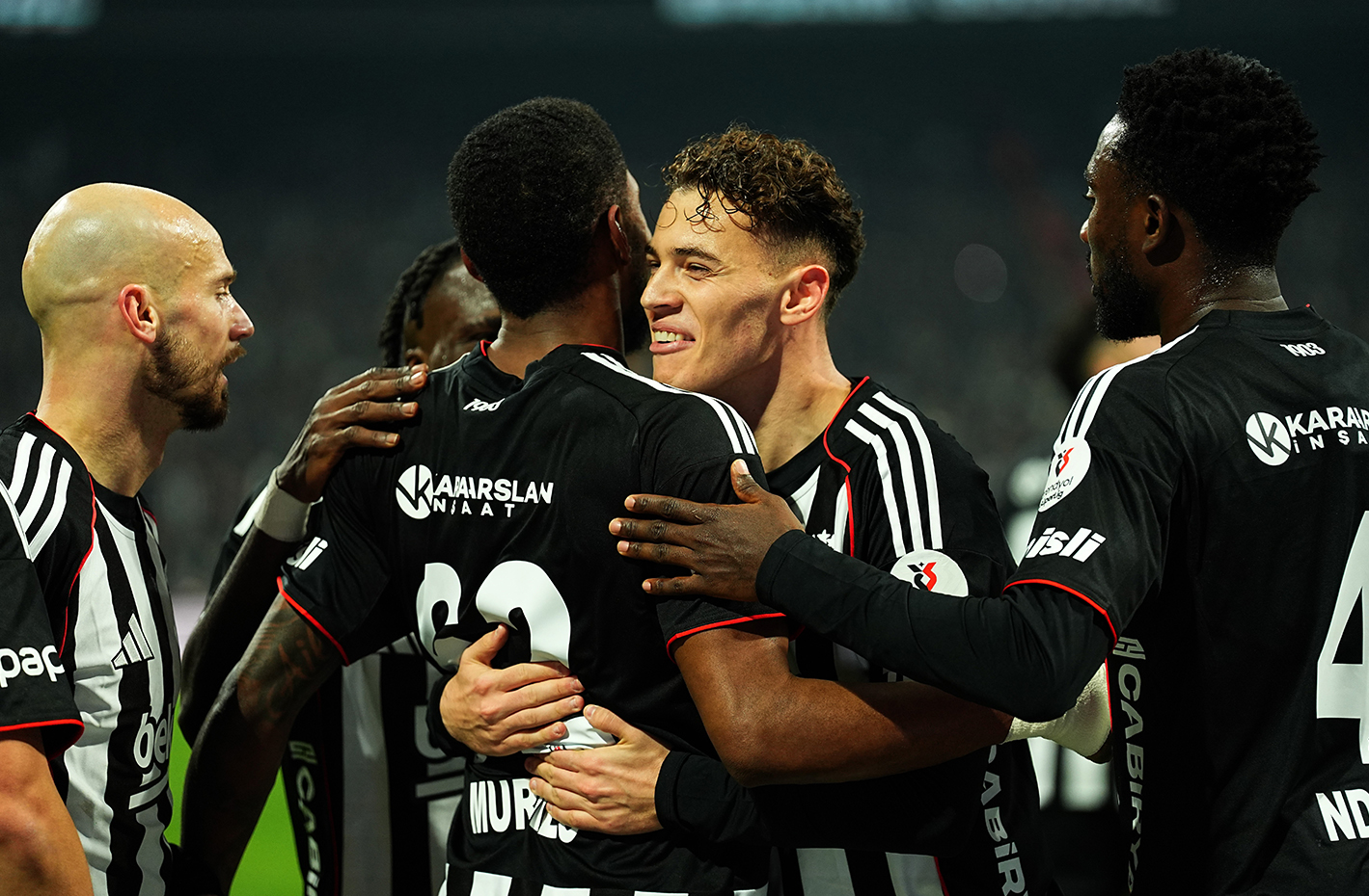 Beşiktaş, Göztepe'yi Evinde 4 Mağlup Etti! Haber