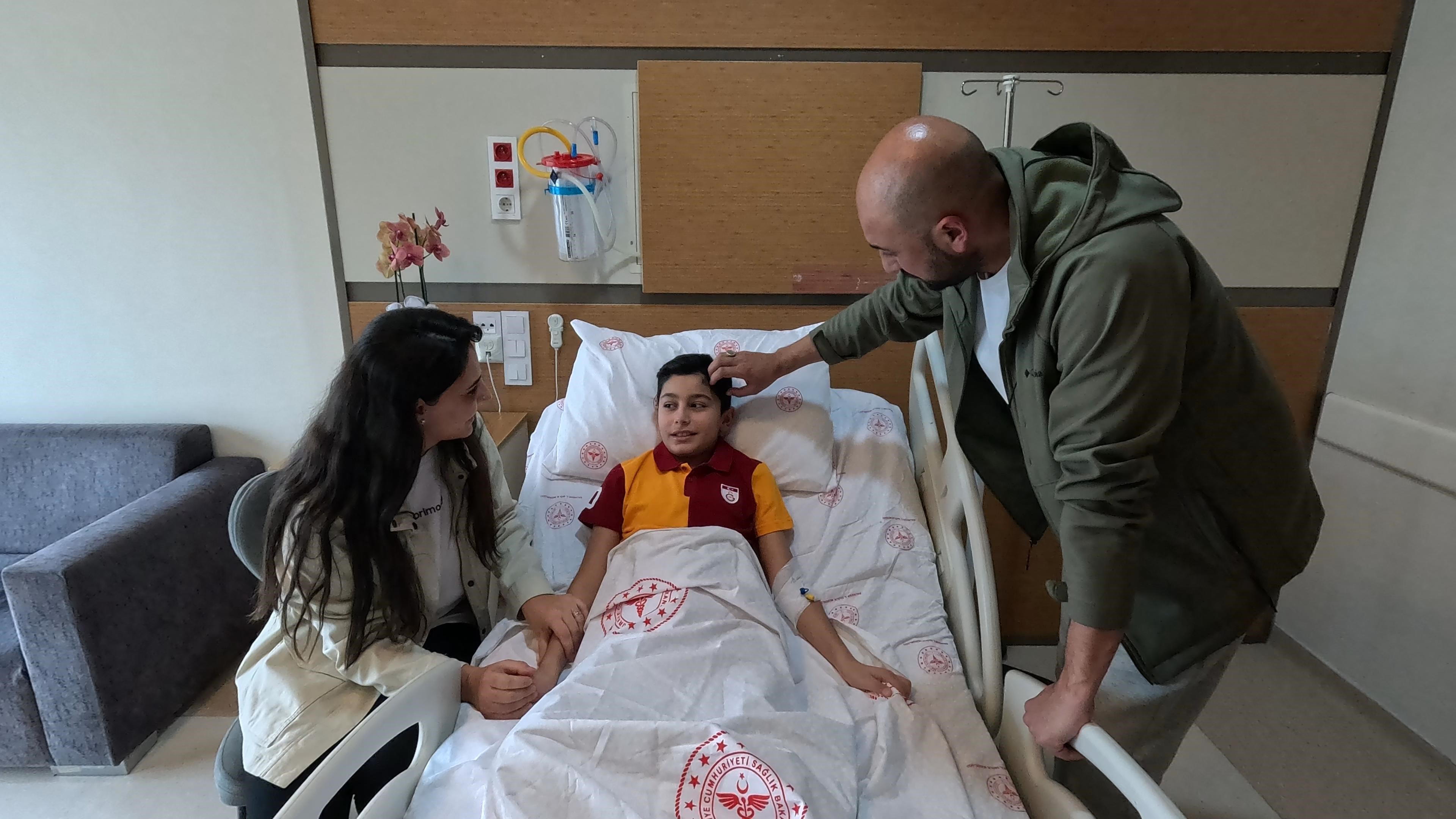 Beyin Kanaması Geçiren Çocuk Ameliyatsız Tedavi Ile Hayata Tutundu (3)