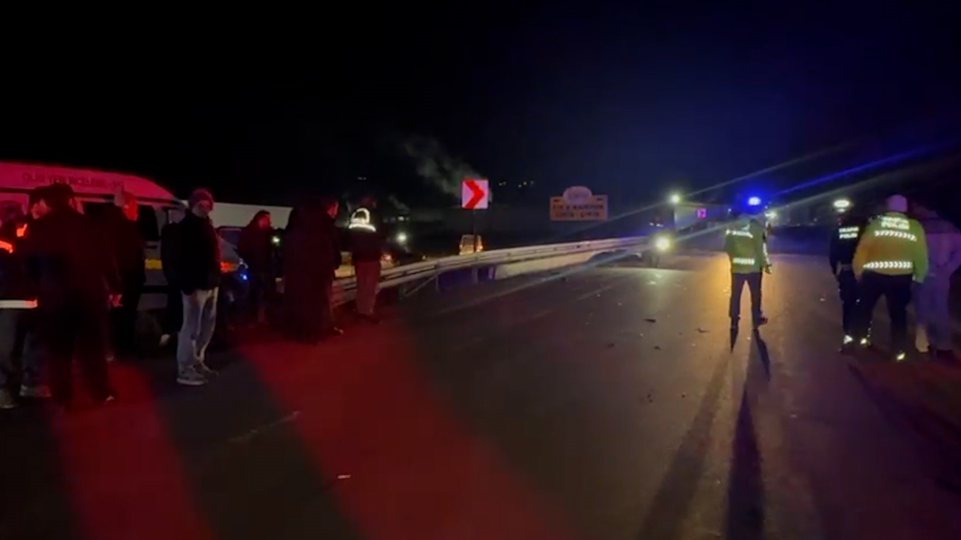 Bolu'da Fabrikadan Oğlunu Almaya Giden Kadın Kazada Hayatını Kaybetti (2)