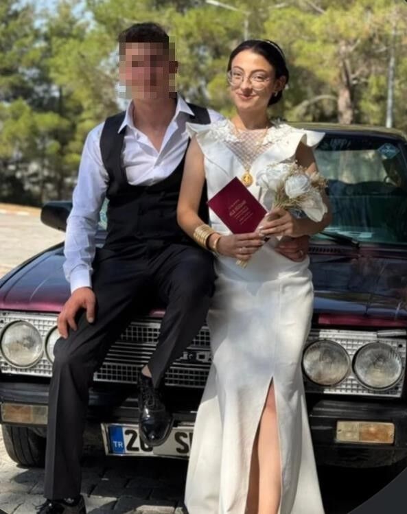 Burdur'da Feci Kaza! 6 Ay Önce Evlenen Genç Çifti Ölüm Ayırdı (1)