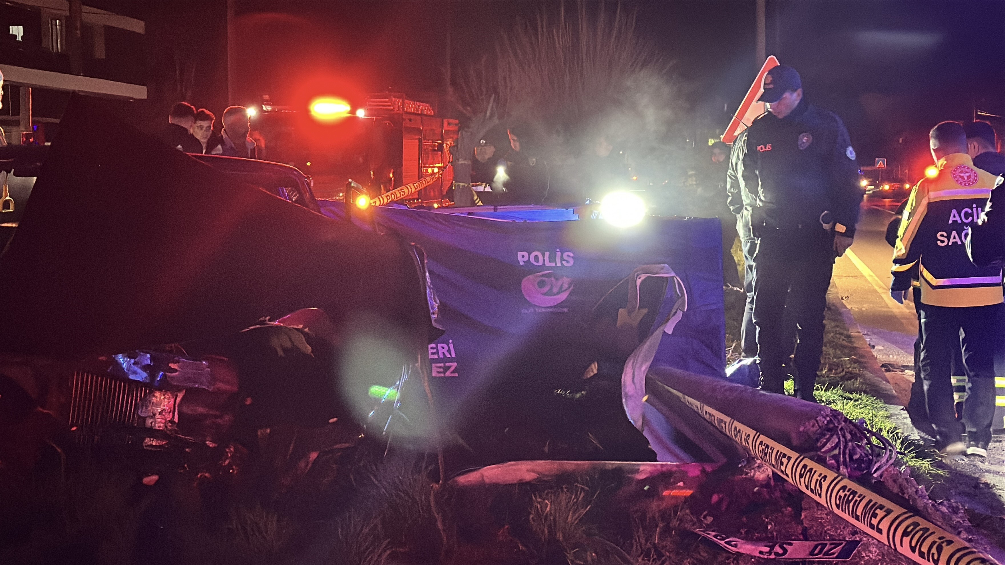 Burdur'da Feci Kaza! 6 Ay Önce Evlenen Genç Çifti Ölüm Ayırdı (5)