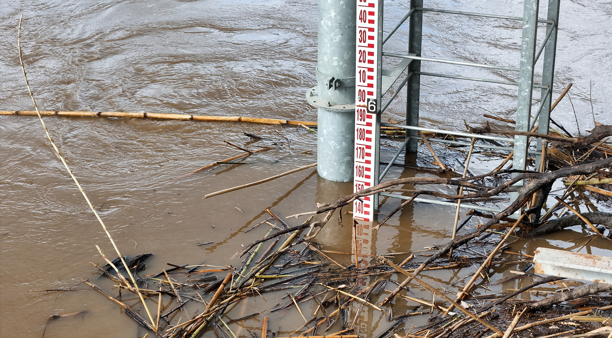 Büyük Menderes Nehri, Köprü Seviyesine Yükseldi Haber Denizli (2)