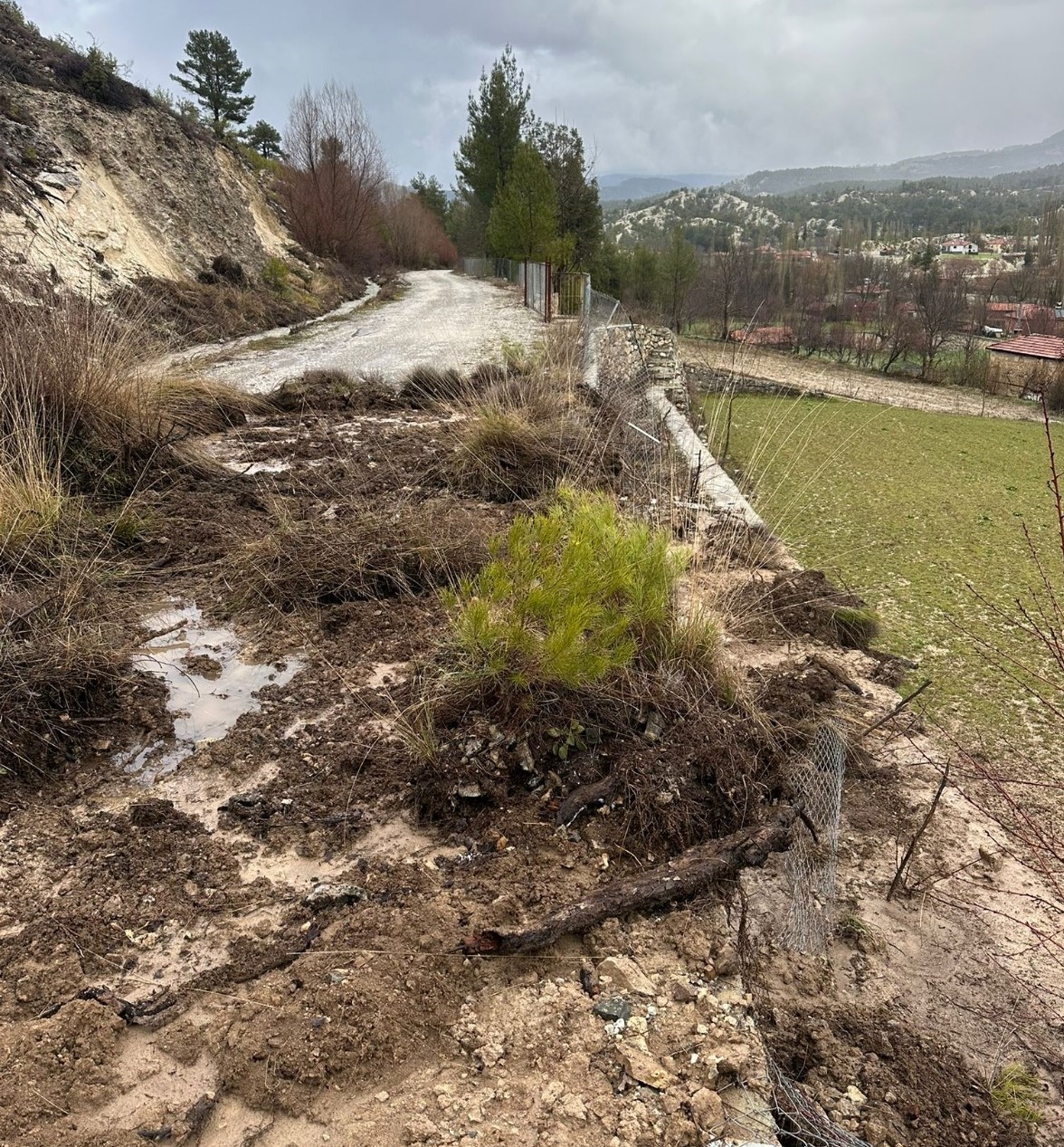 Çameli’nde Sel Ve Heyelana Karşı Yoğun Mesai Denizli Haber (2)