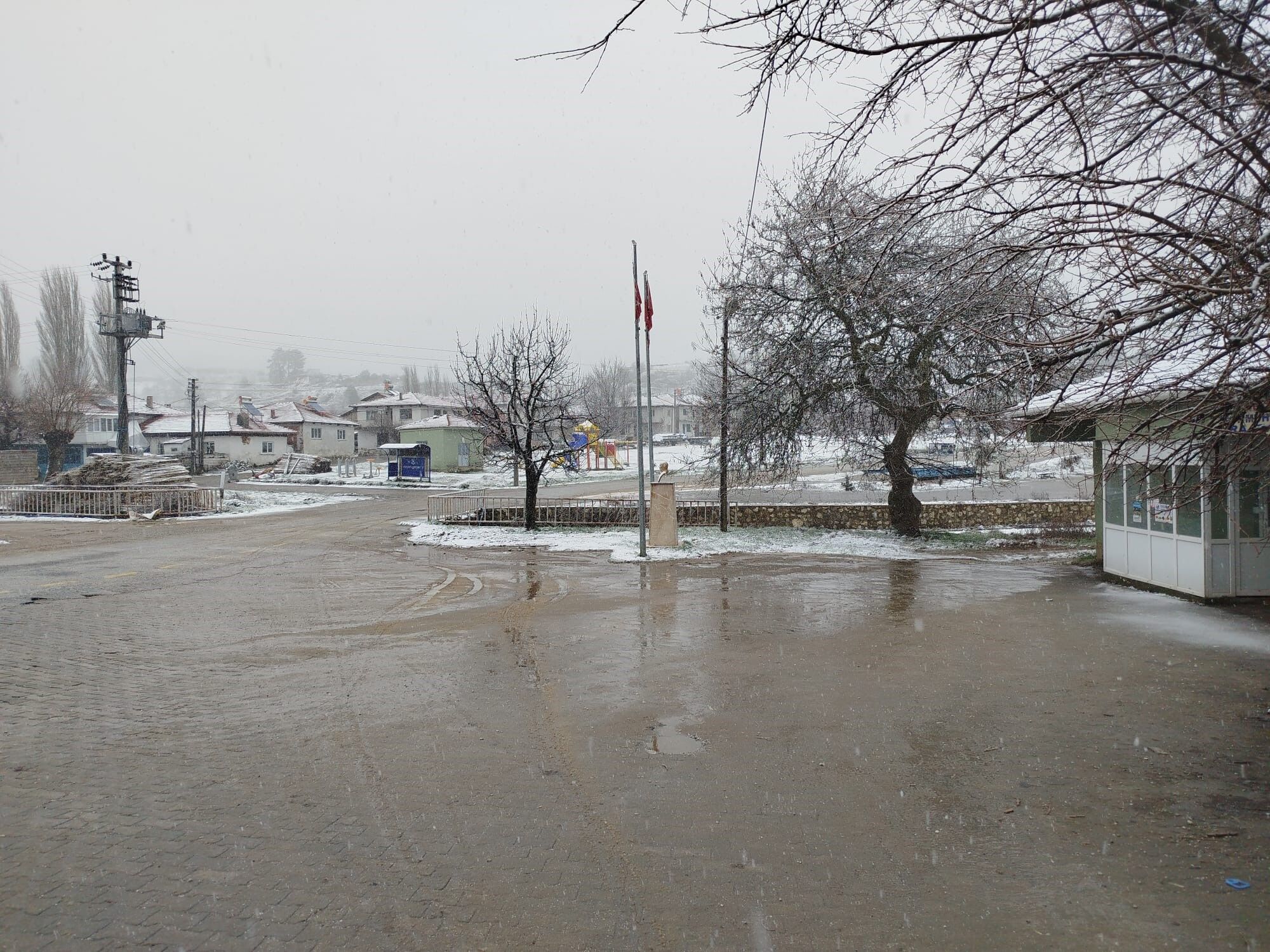 Denizli Buldan'da Kar Yağışı Etkili Oldu (1)