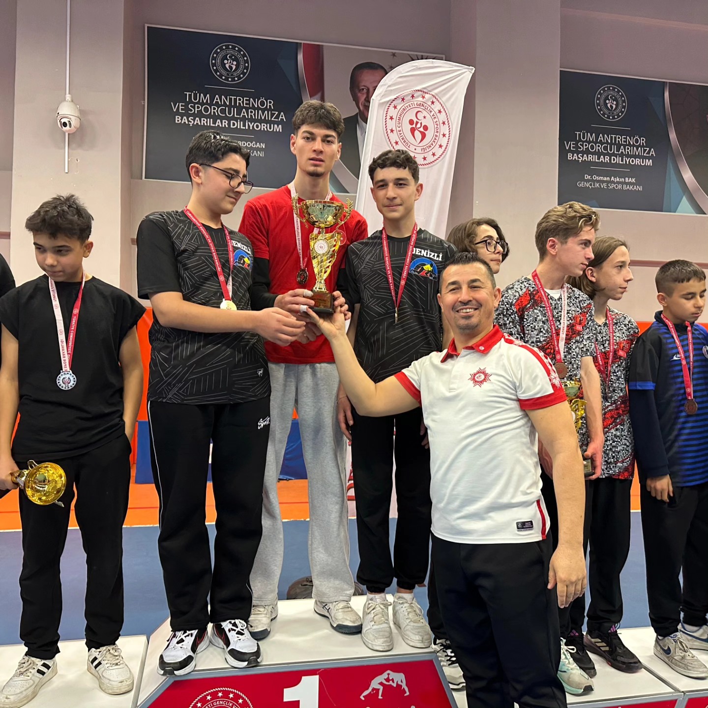 Deni̇zli̇ Haber Curli̇ng (2)