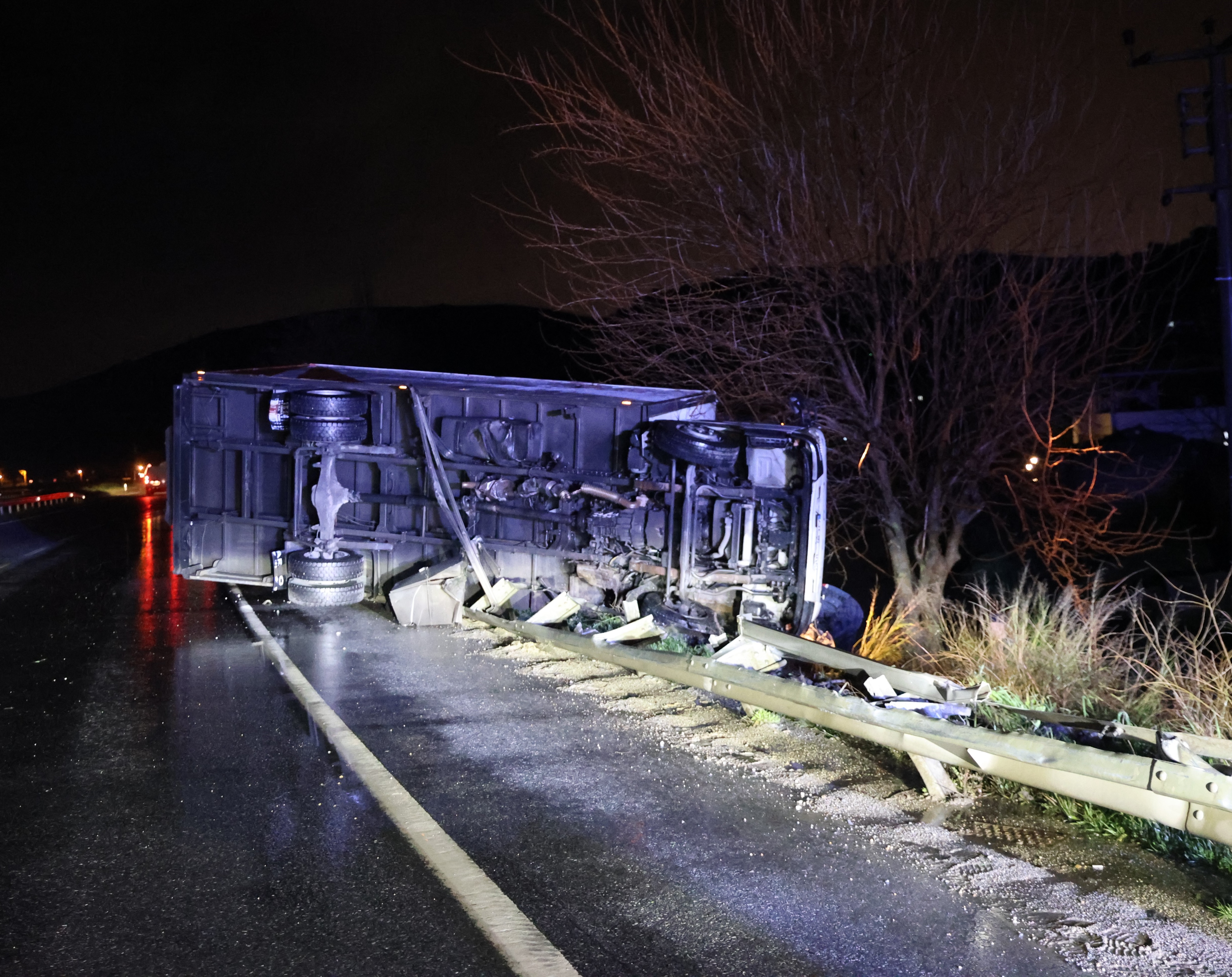 Denizli Haber Kamyon Kaza (3)