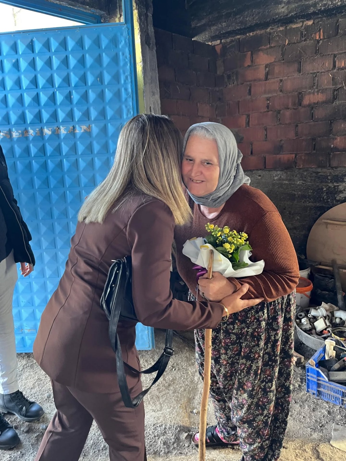 Denizli Haber Şehit Ailesi Ziyaret (2)