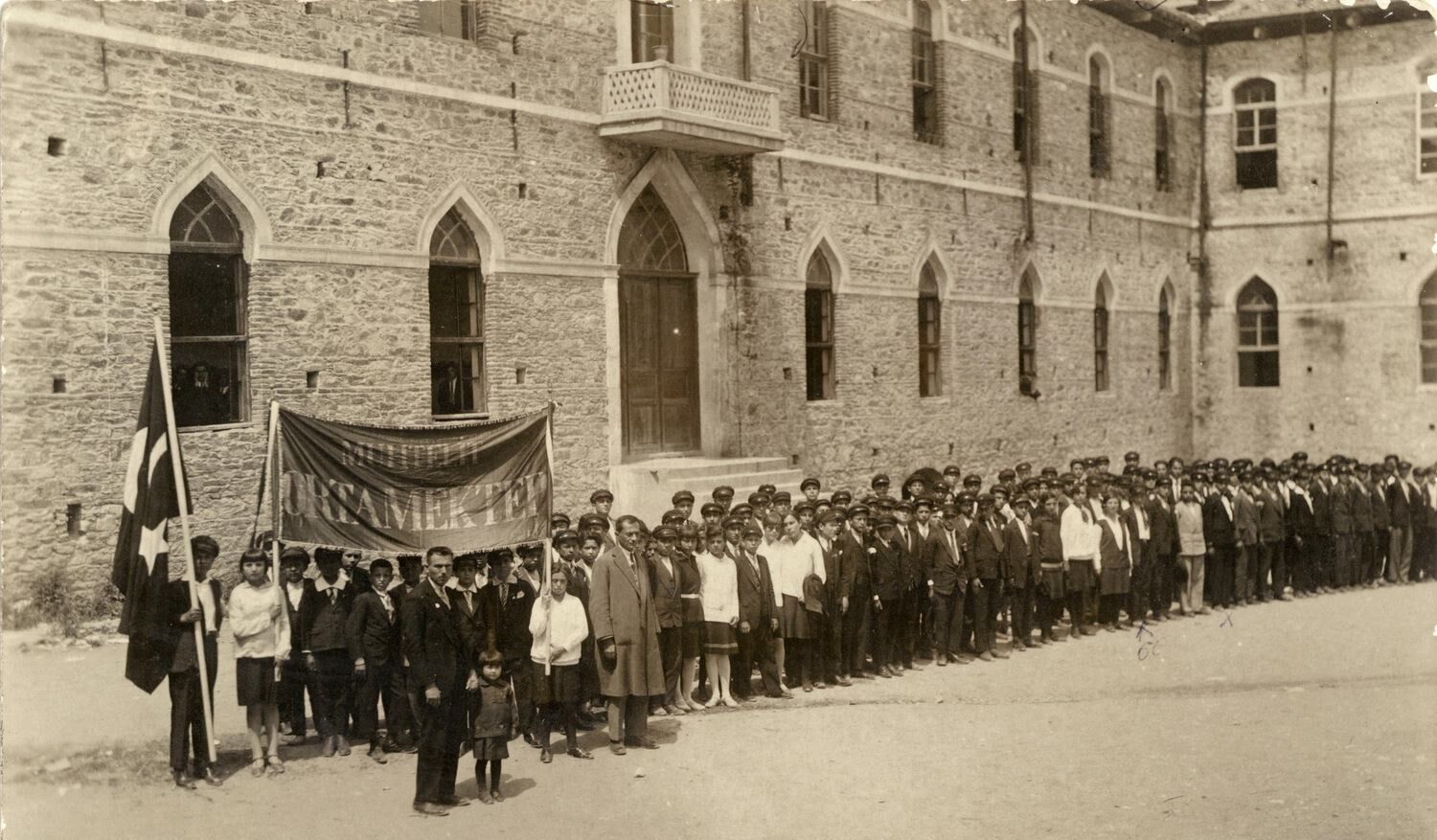Denizli Lisesi'nin Eski Öğrencileri 154 Yıllık Okul Için Seferberlik Başlattı Denizli Haber (2)