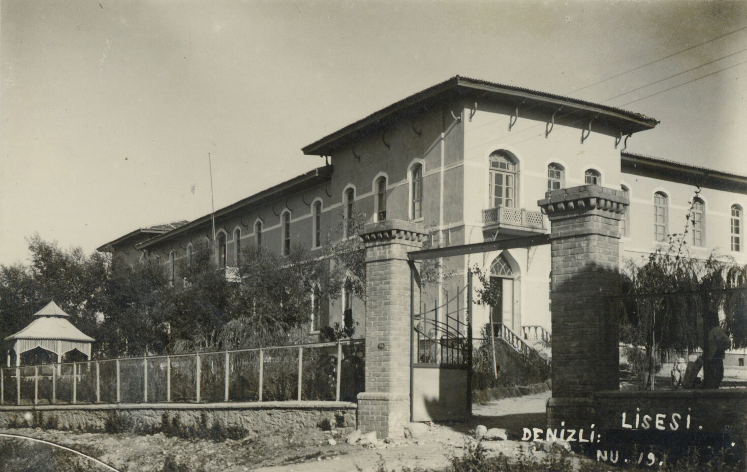 Denizli Lisesi'nin Eski Öğrencileri 154 Yıllık Okul Için Seferberlik Başlattı Denizli Haber (3)