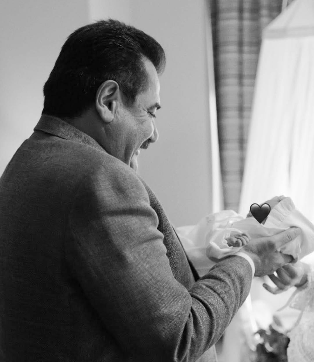 Deni̇zli̇ Üç Avrupa Başkenti̇ İle Demokrasi̇ İçi̇n Yarişiyor! (8)