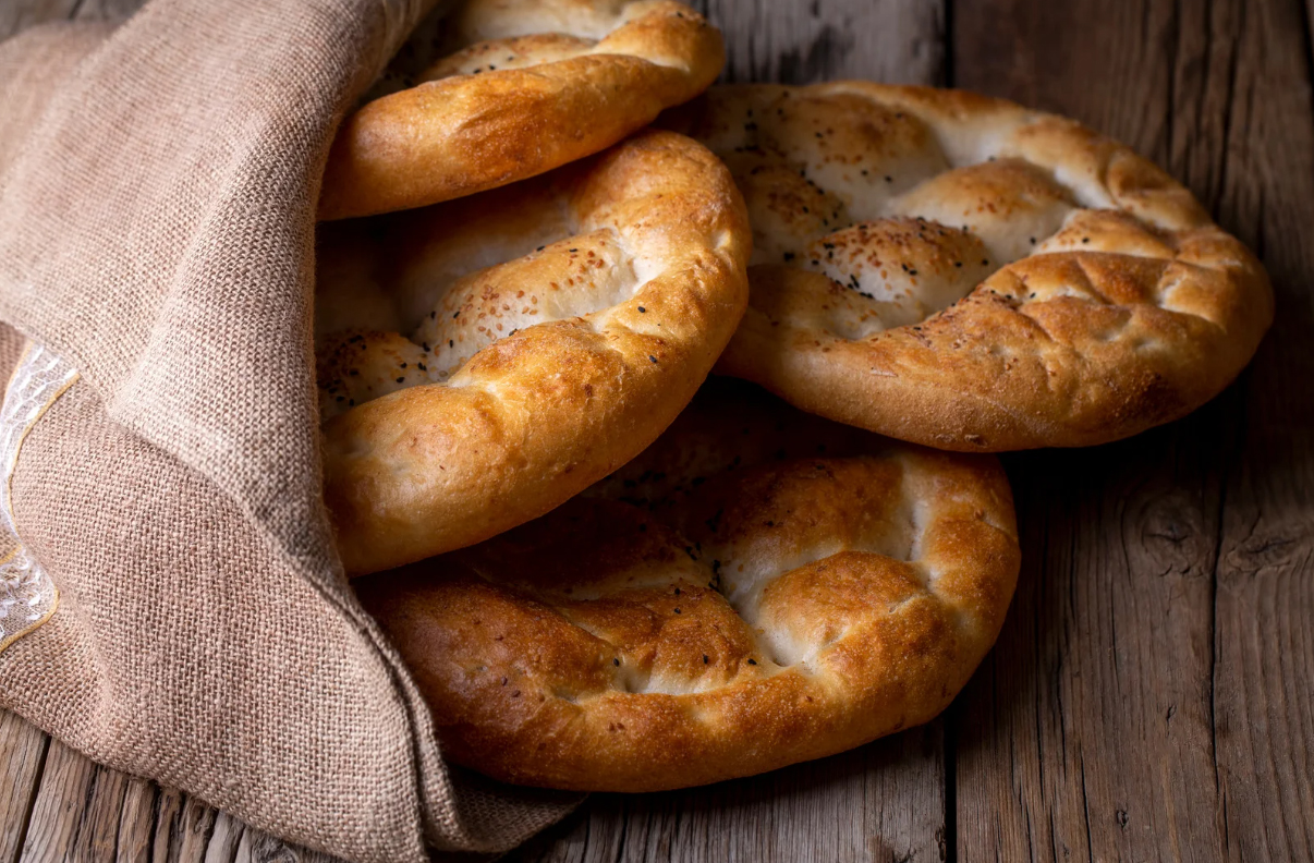 Denizli'de Halk Ekmek Büfelerinde Ramazan Pidesi Fiyatı Belli Oldu... (2)