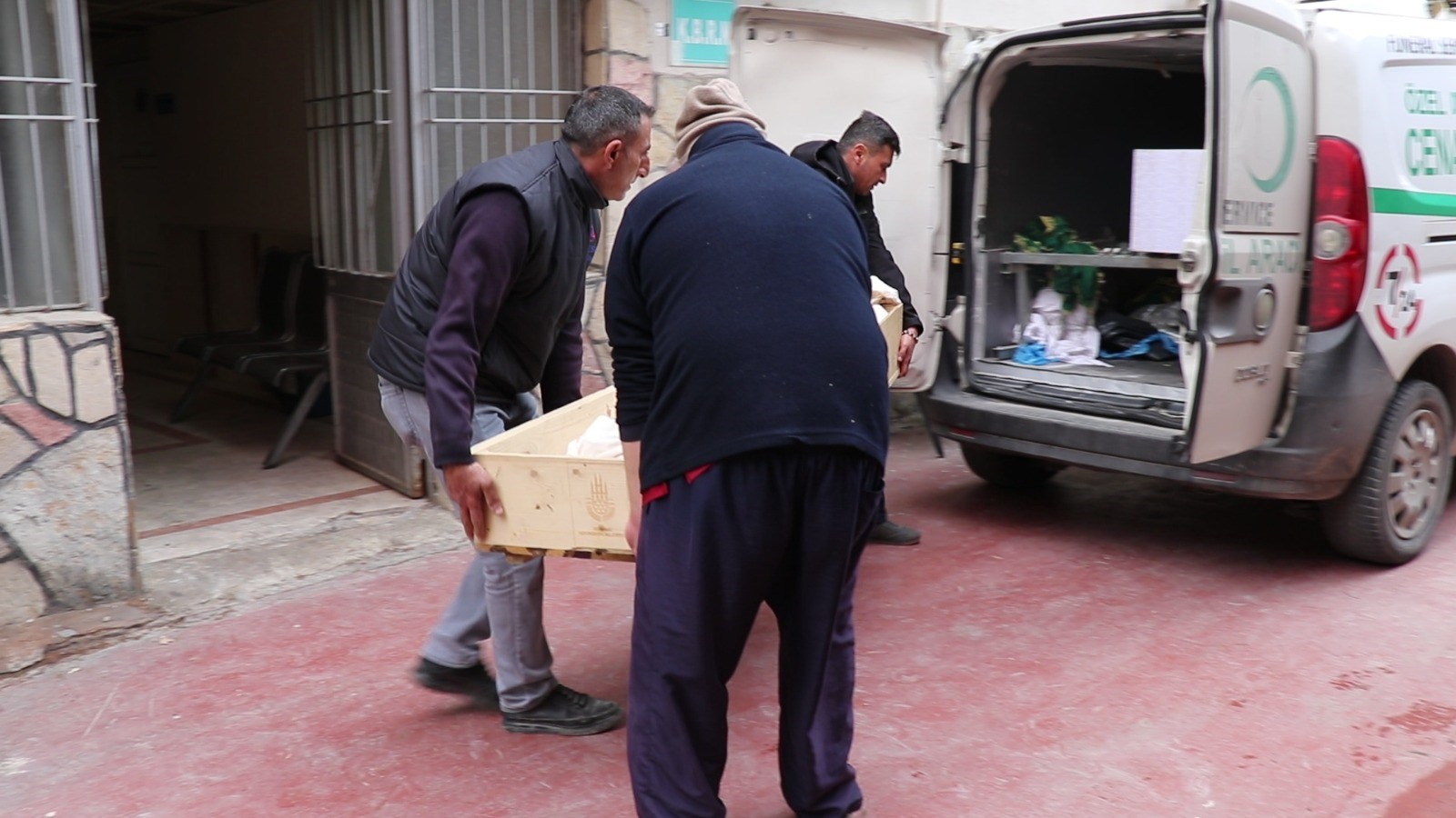 Denizli'de Inşaattan Düşen Işçi Öldü! (1)