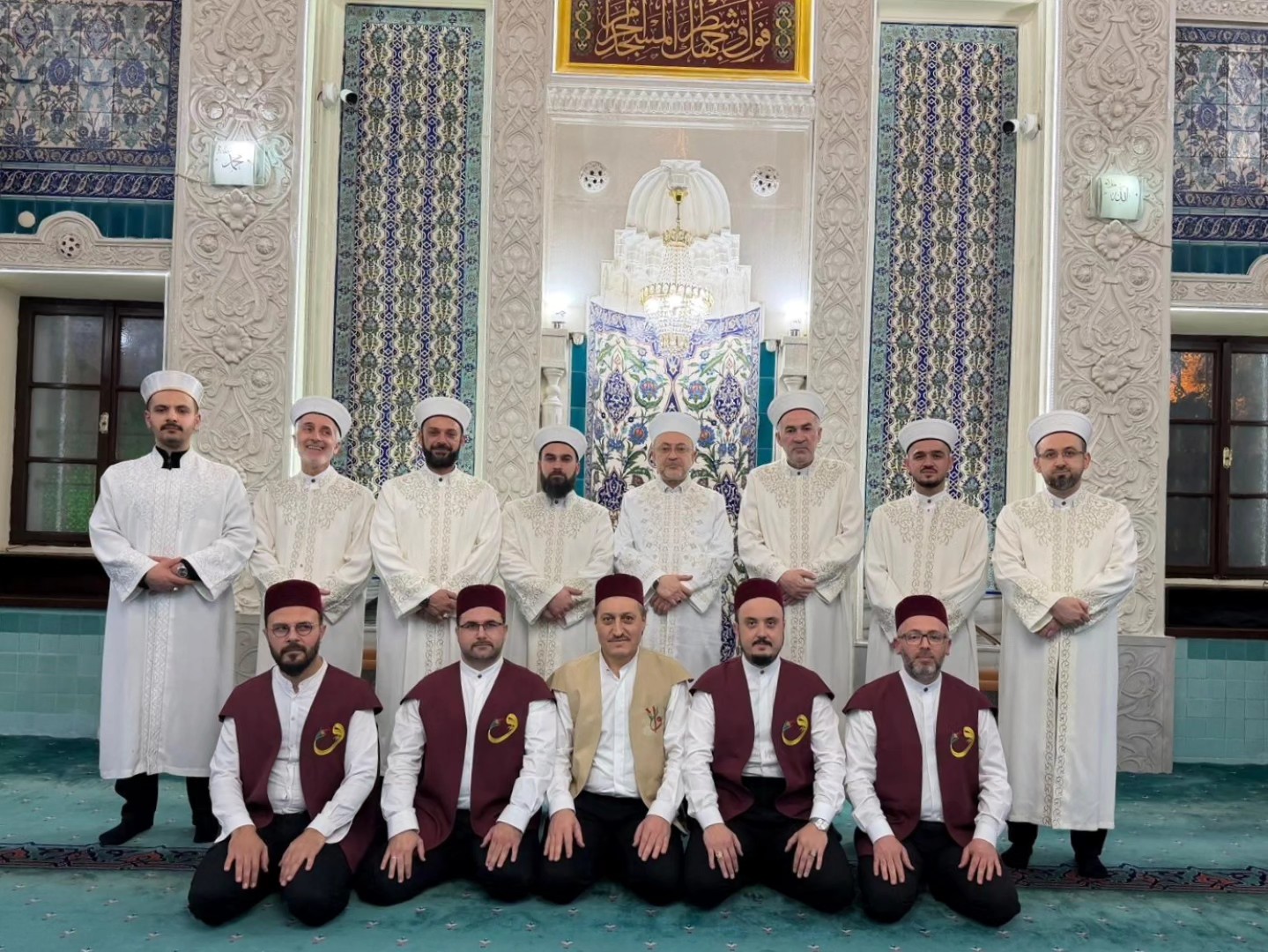 Denizli’de Ramazan’ın Ilk Gecesi! Delikliçınar Camii Doldu Taştı! (3)