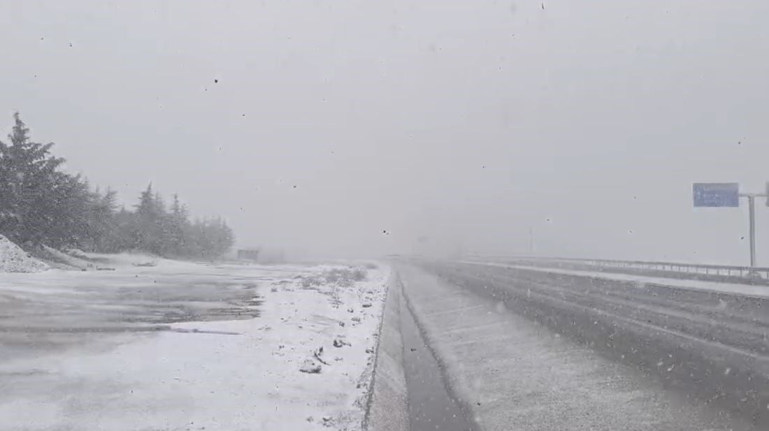 Denizli'nin Yüksek Kesimlerinde Kar Yağışı Etkili Oluyor (1)