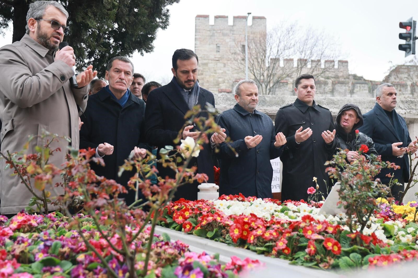 Eski Başbakan Necmettin Erbakan’ı Kabri Başında Anıldı (1)