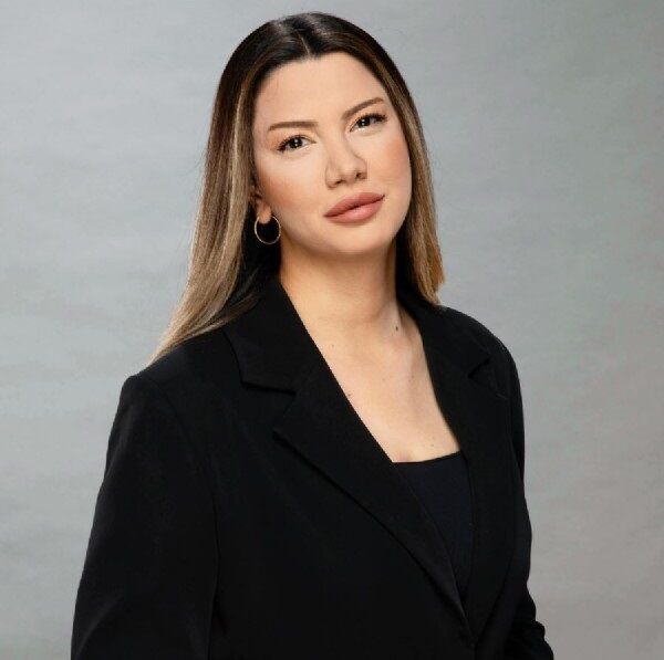 Fulya Öztürk Trafik Kazası Mı Geçirdi Yapay Zeka Kurbanı Oldu.. (3)