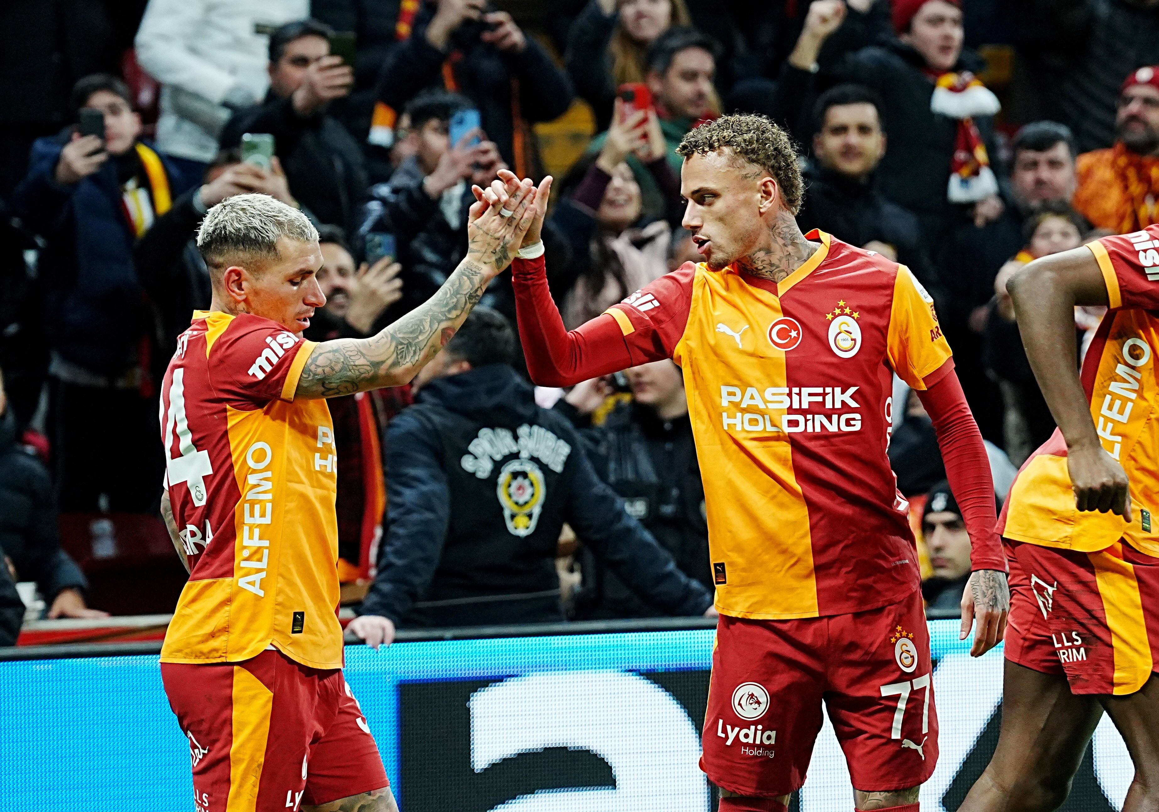 Galatasaray Evinde Rahat Kazandı! Galatasaray 3 Corendon Alanyaspor 1 (17)